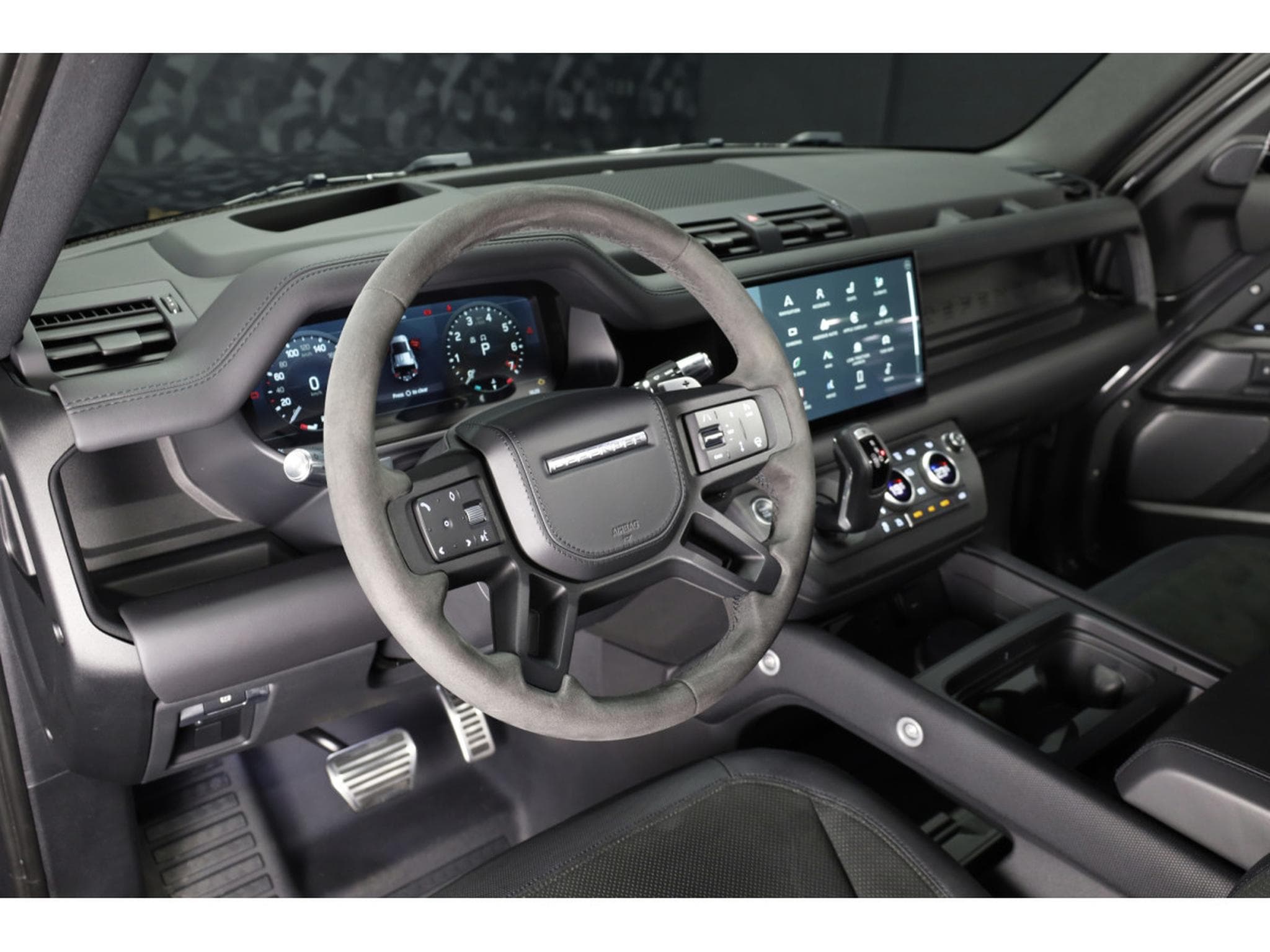 Land-Rover Defender P525 V8 CARPATHIAN EDITION (2022) - Photo 2