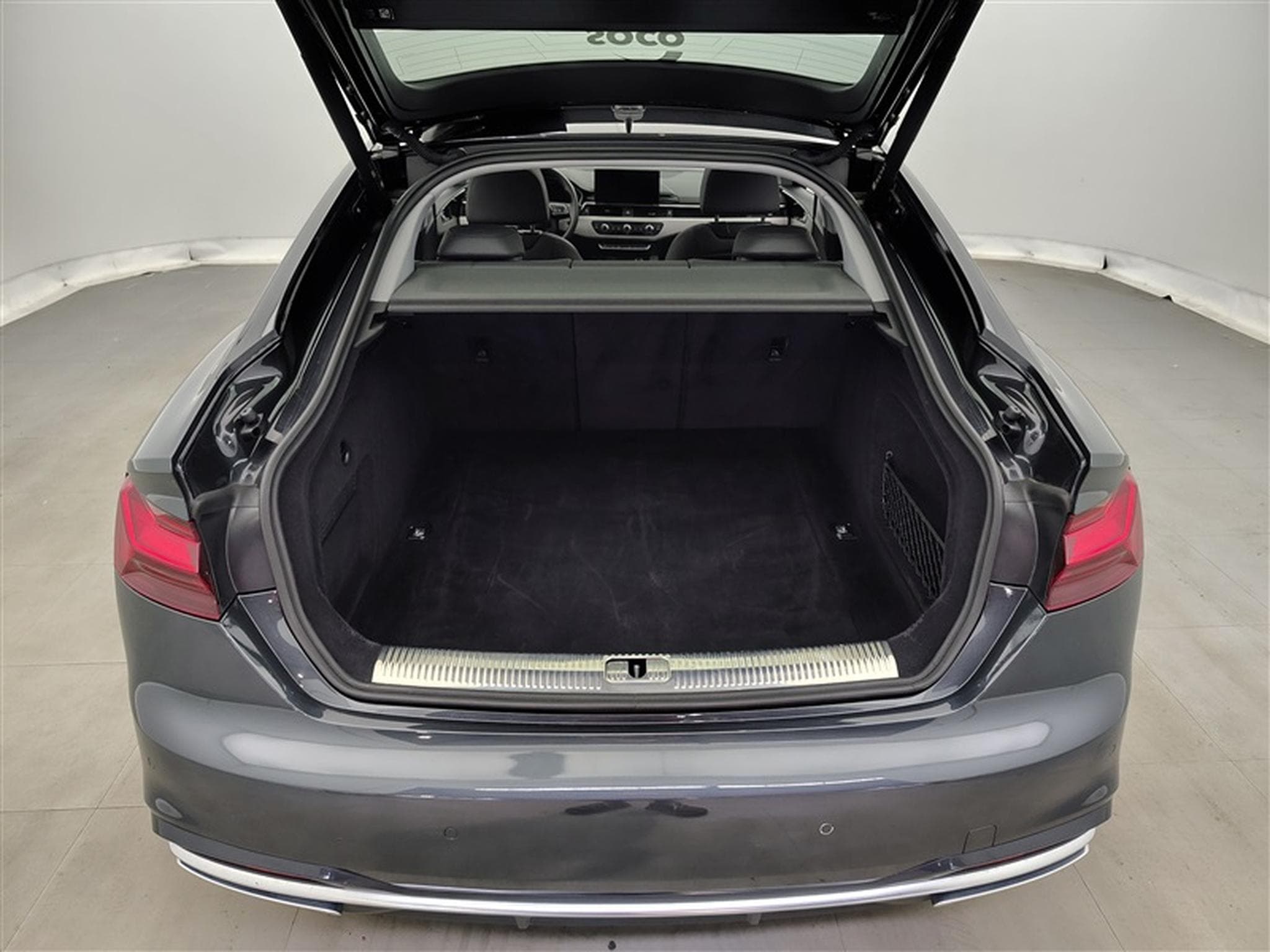Audi A5 30 TDi Ed.Advanced S tr.CUIR/NAVI/FULL LED/JA18/PDC (2021) - Photo 14
