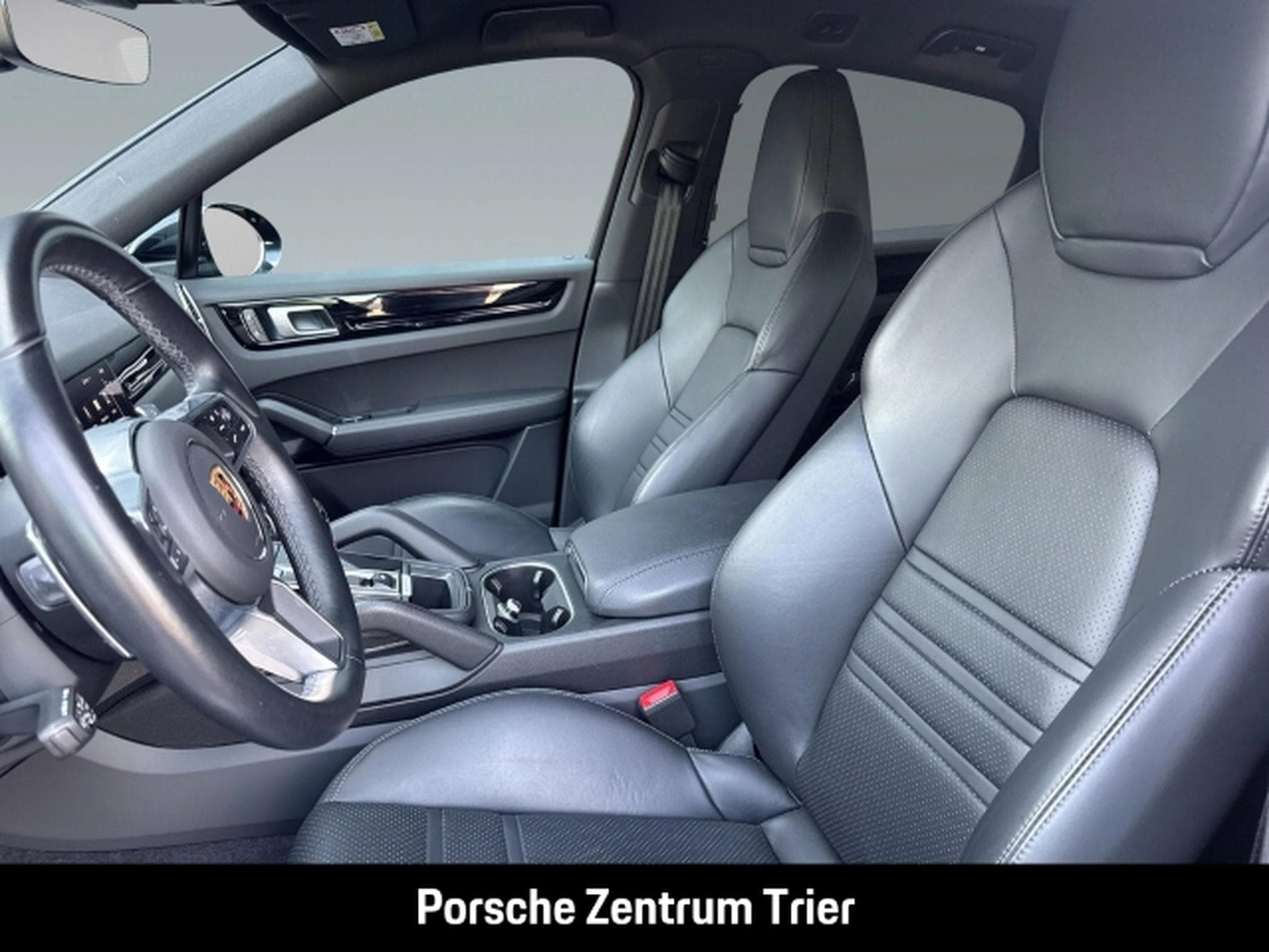Porsche Cayenne InnoDrive Sportabgas Surround-View (2022) - Photo 5
