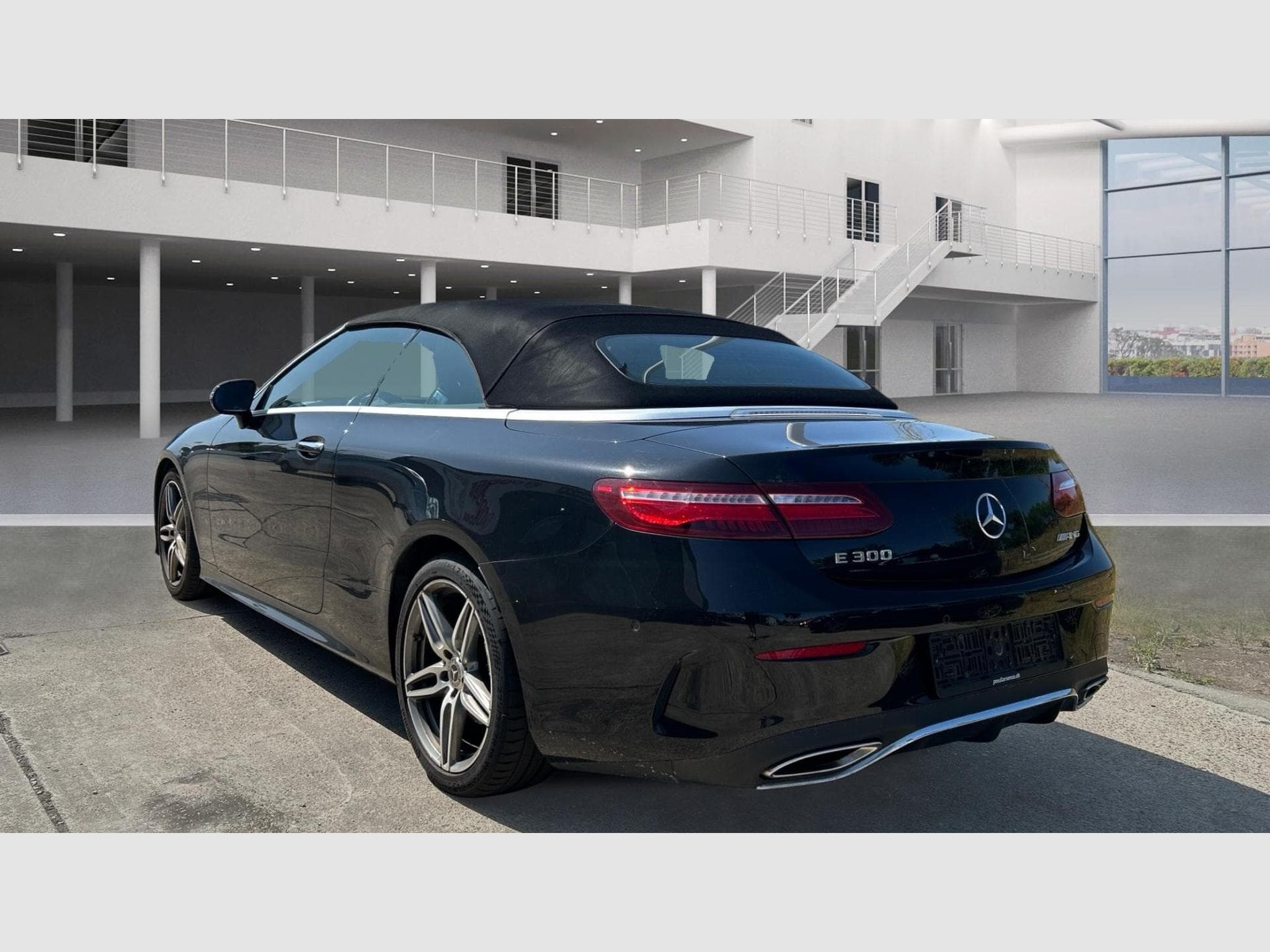 Mercedes E 300 2.0 E 300 Cabriolet AMG-Line (2017) - Photo 4
