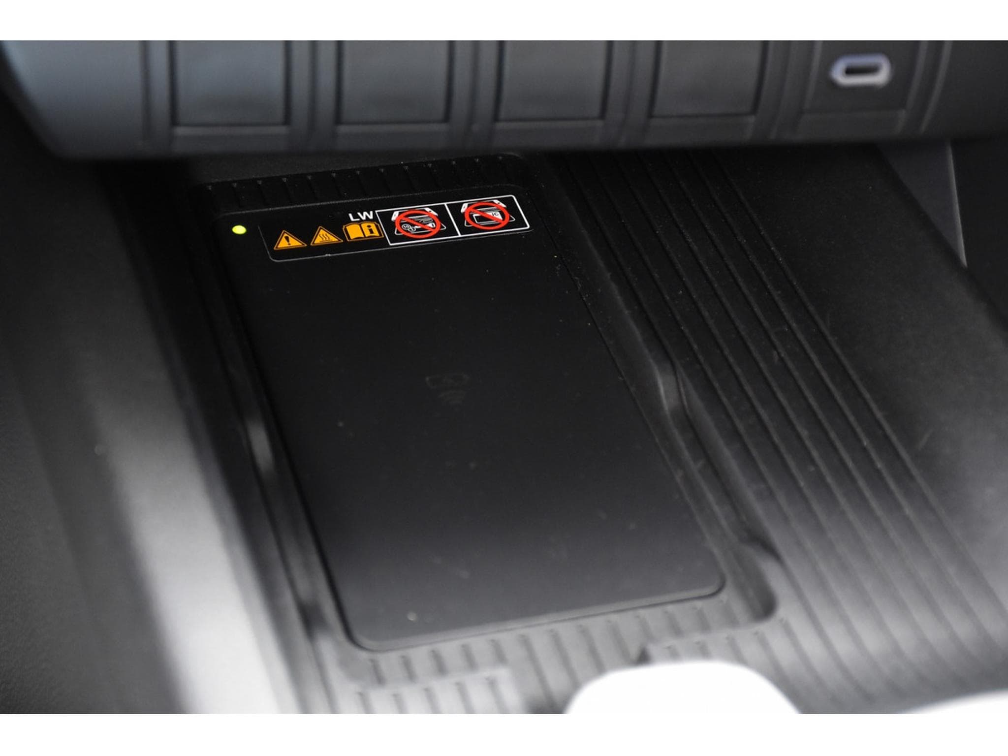 Toyota C-HR 1.8i VVT-i Hybrid Dynamic Plus ACC LANE SIDE GPS CAM 1° MAIN (2025) - Foto 18