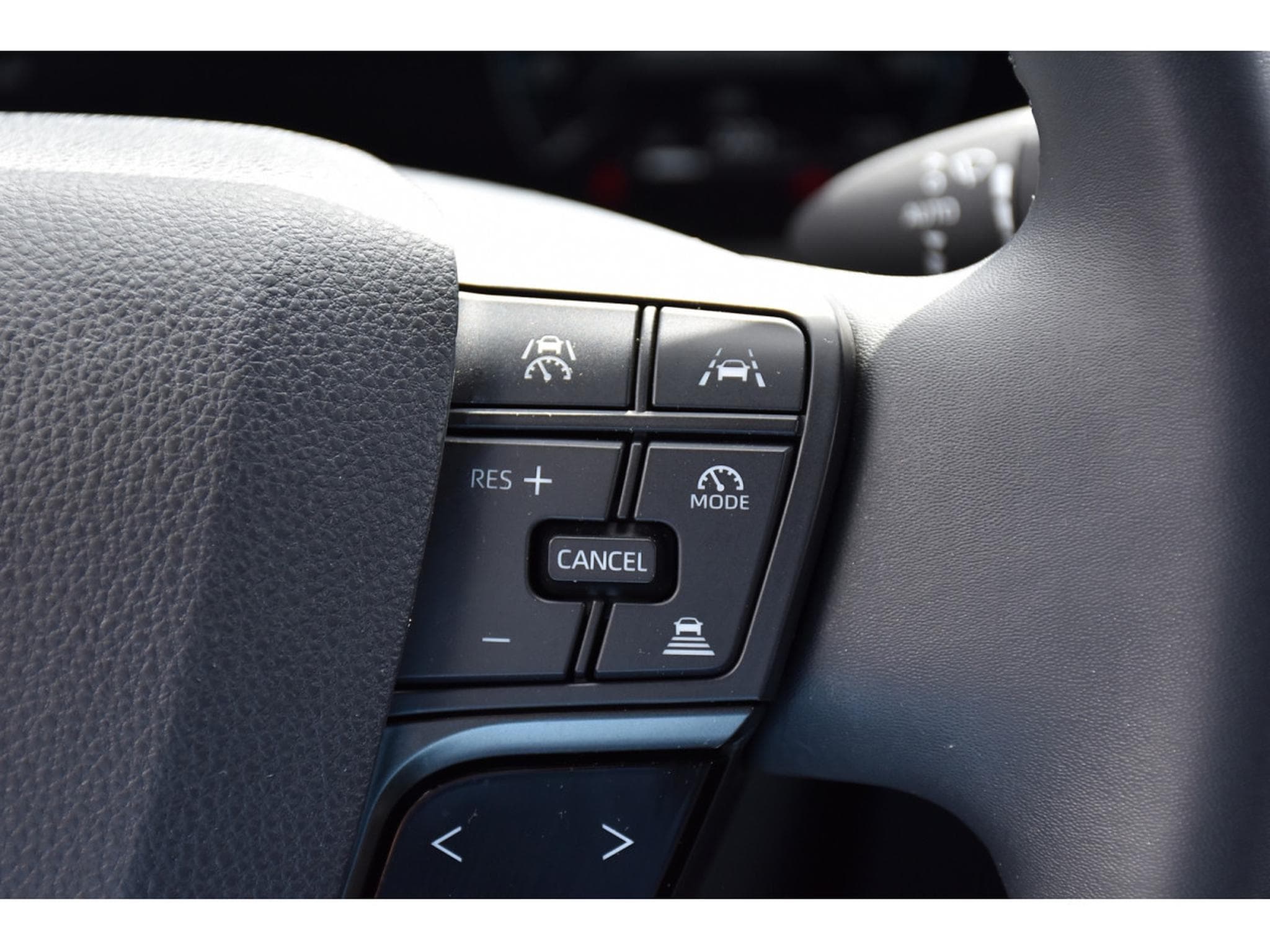 Toyota C-HR 1.8i VVT-i Hybrid Dynamic Plus ACC LANE SIDE GPS CAM 1° MAIN (2025) - Foto 19