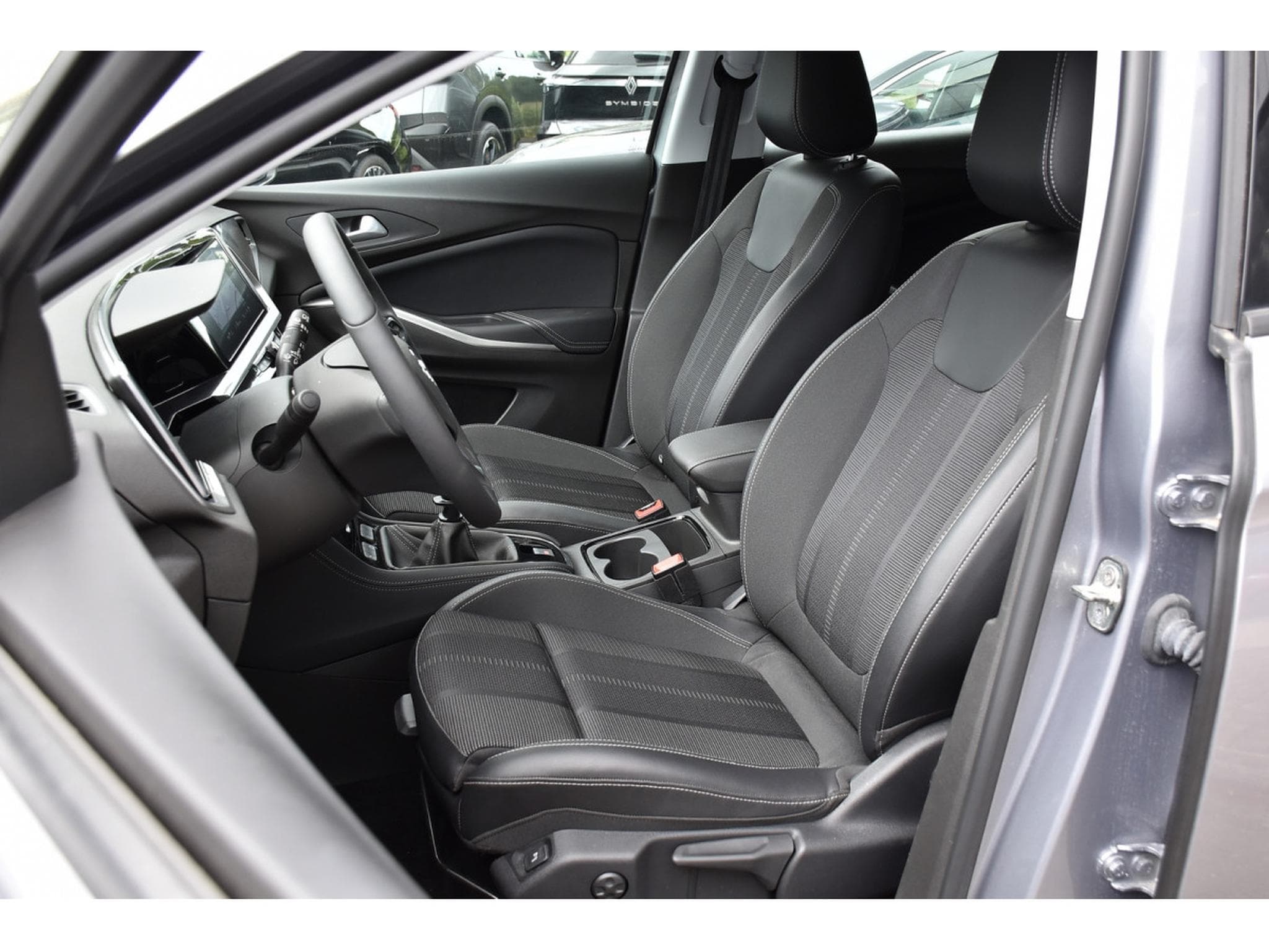 Opel Grandland 1.2 Turbo GS SG CHFF GPS LANE SIDE CAM 1° MAIN (2024) - Foto 6
