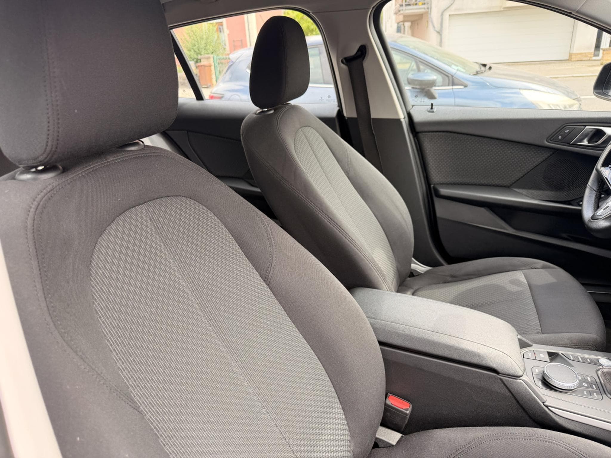 BMW 116 d 116 Urban (2019) - Foto 13