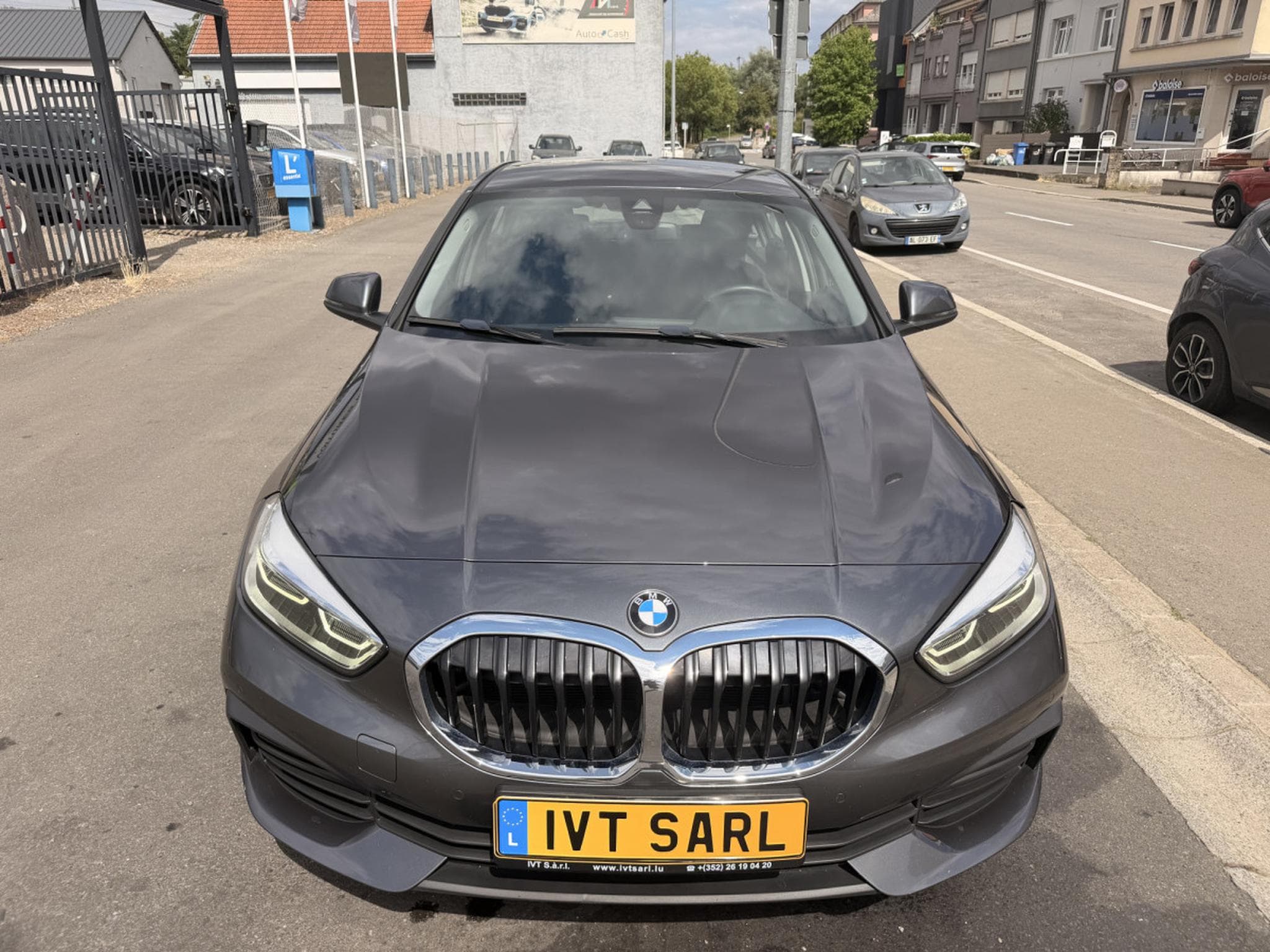 BMW 116 d 116 Urban (2019) - Foto 2