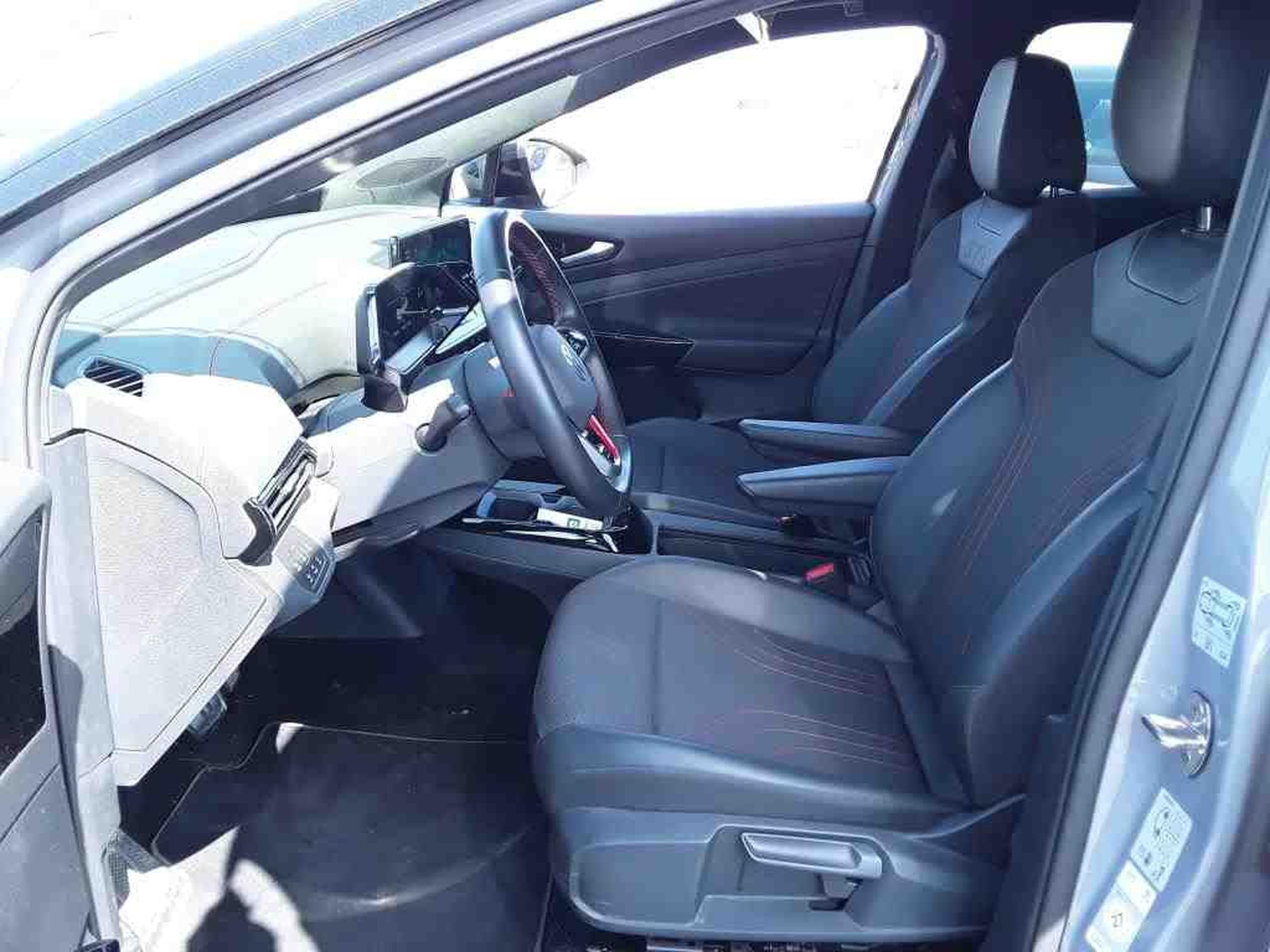 VW ID.4 GTX (2023) - Photo 6