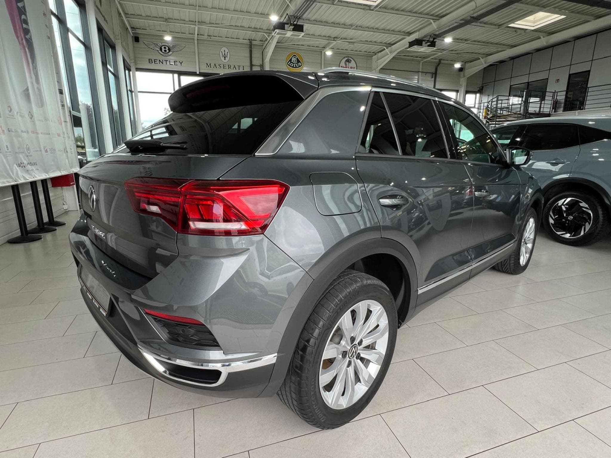 VW T-Roc 1.5 TSI 150 DSG STYLE,VIRTUAL, KAMERA,NAVI, CARPLAY, LED, CU (2021) - Foto 2