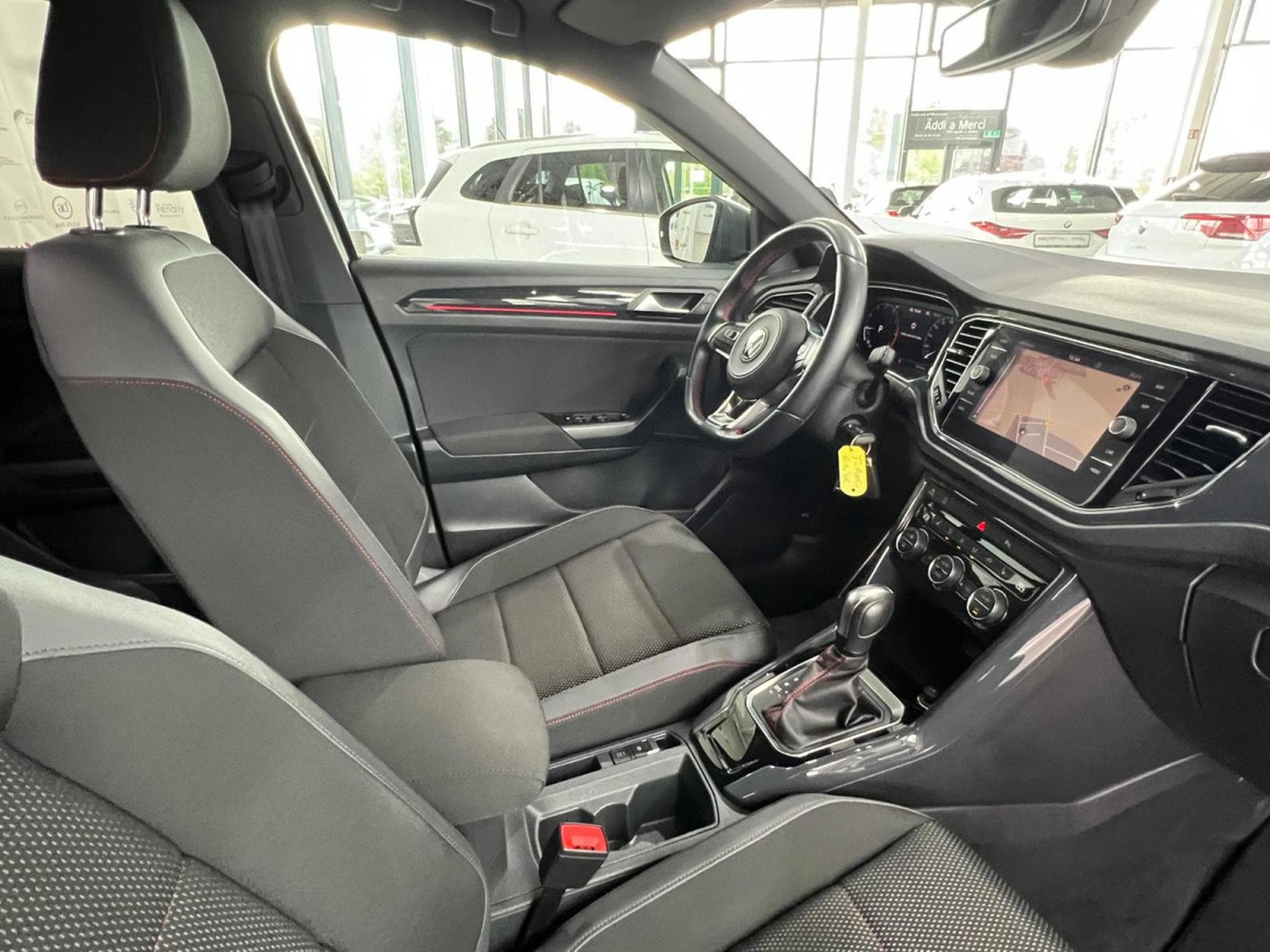 VW T-Roc 1.5 TSI 150 DSG STYLE,VIRTUAL, KAMERA,NAVI, CARPLAY, LED, CU (2021) - Foto 7