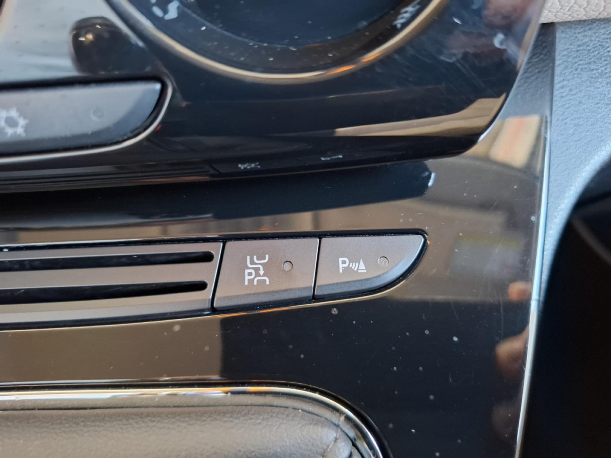 Lancia Ypsilon 1.2 1HAND, BLUETOOTH, PDC AV+ARR., (2015) - Foto 13