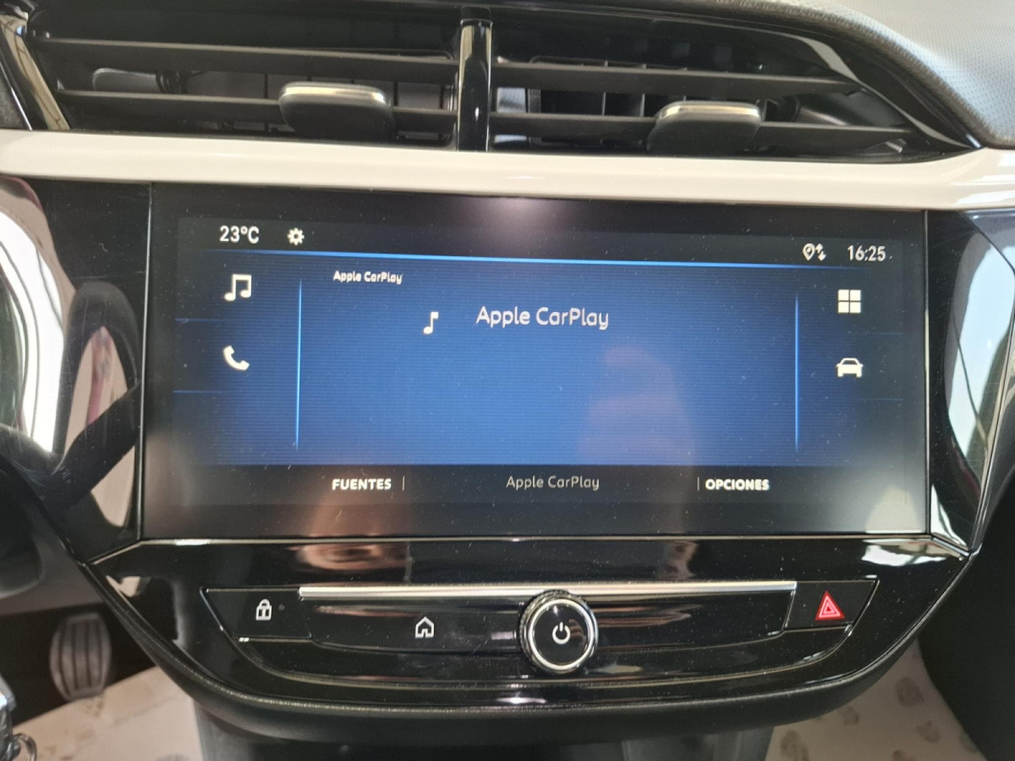 Opel Corsa 1.2 TURBO 101 GS, LED, VIRTUAL, KAMERA, CARPLAY,TEMPO, CUIR (2025) - Foto 11