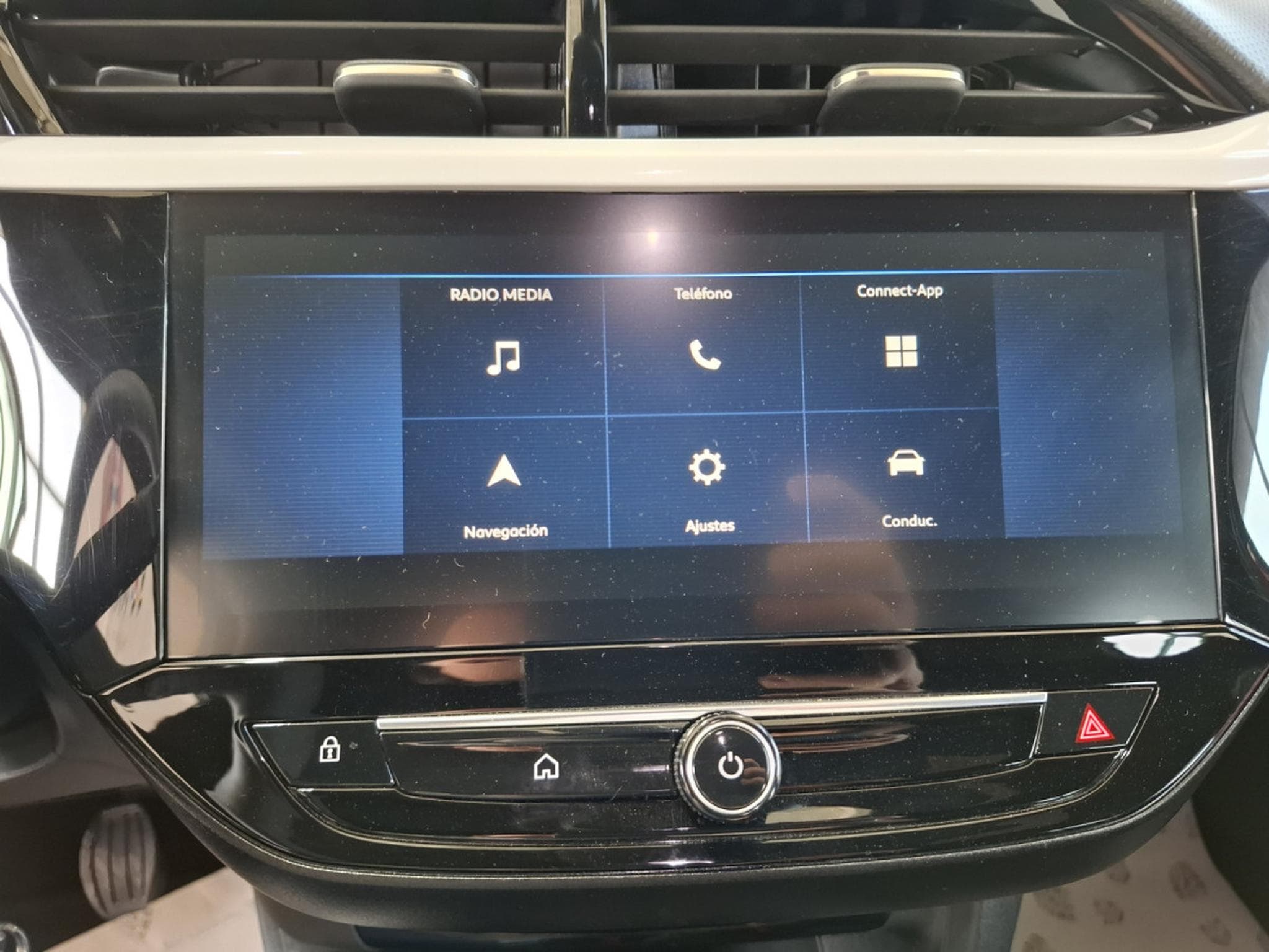 Opel Corsa 1.2 TURBO 101 GS, LED, VIRTUAL, KAMERA, CARPLAY,TEMPO, CUIR (2025) - Foto 12