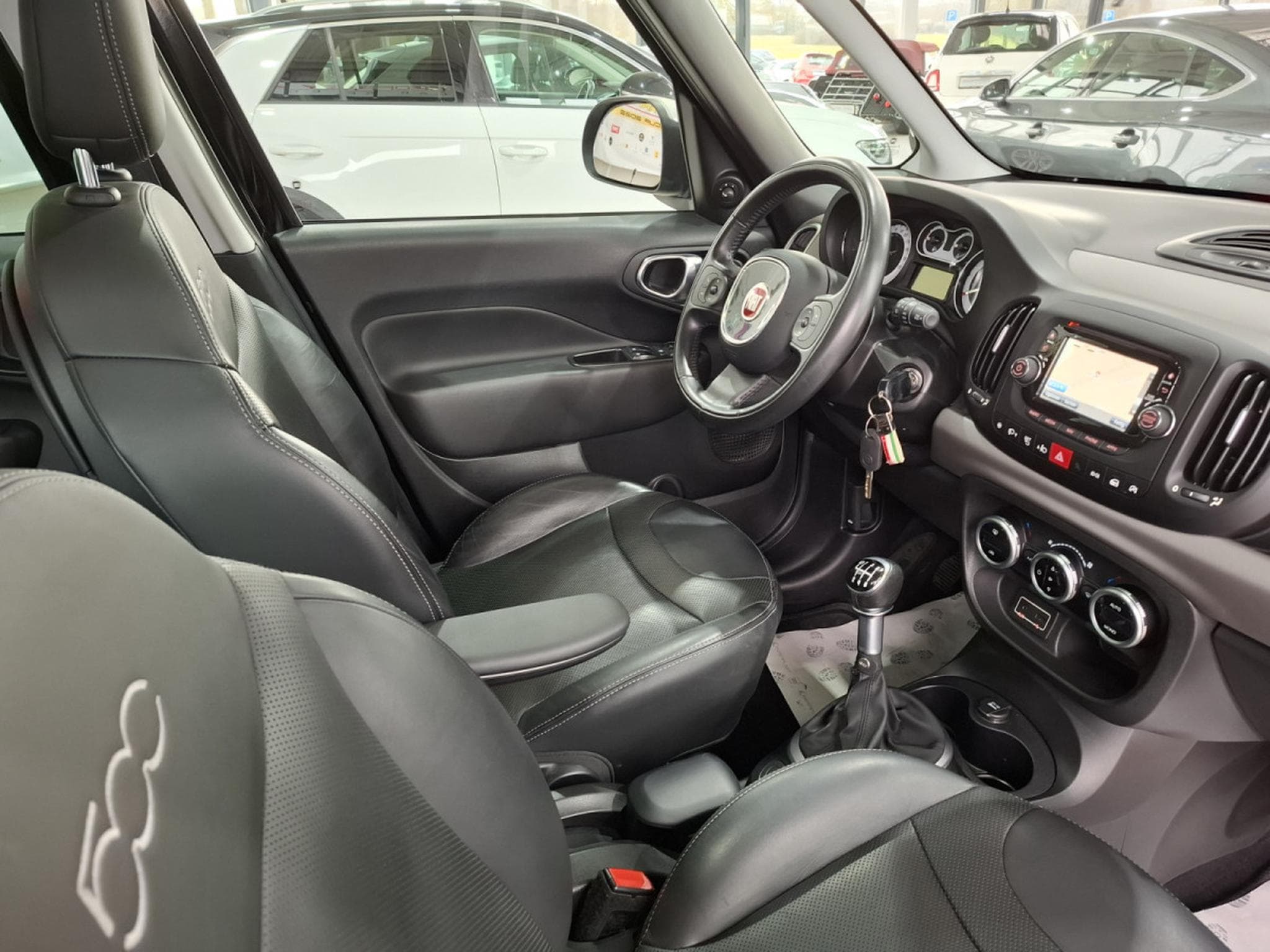 Fiat 500L 1.6 JTD 120 NAVI, CUIR, PANORAMA, 1 HAND (2016) - Foto 6
