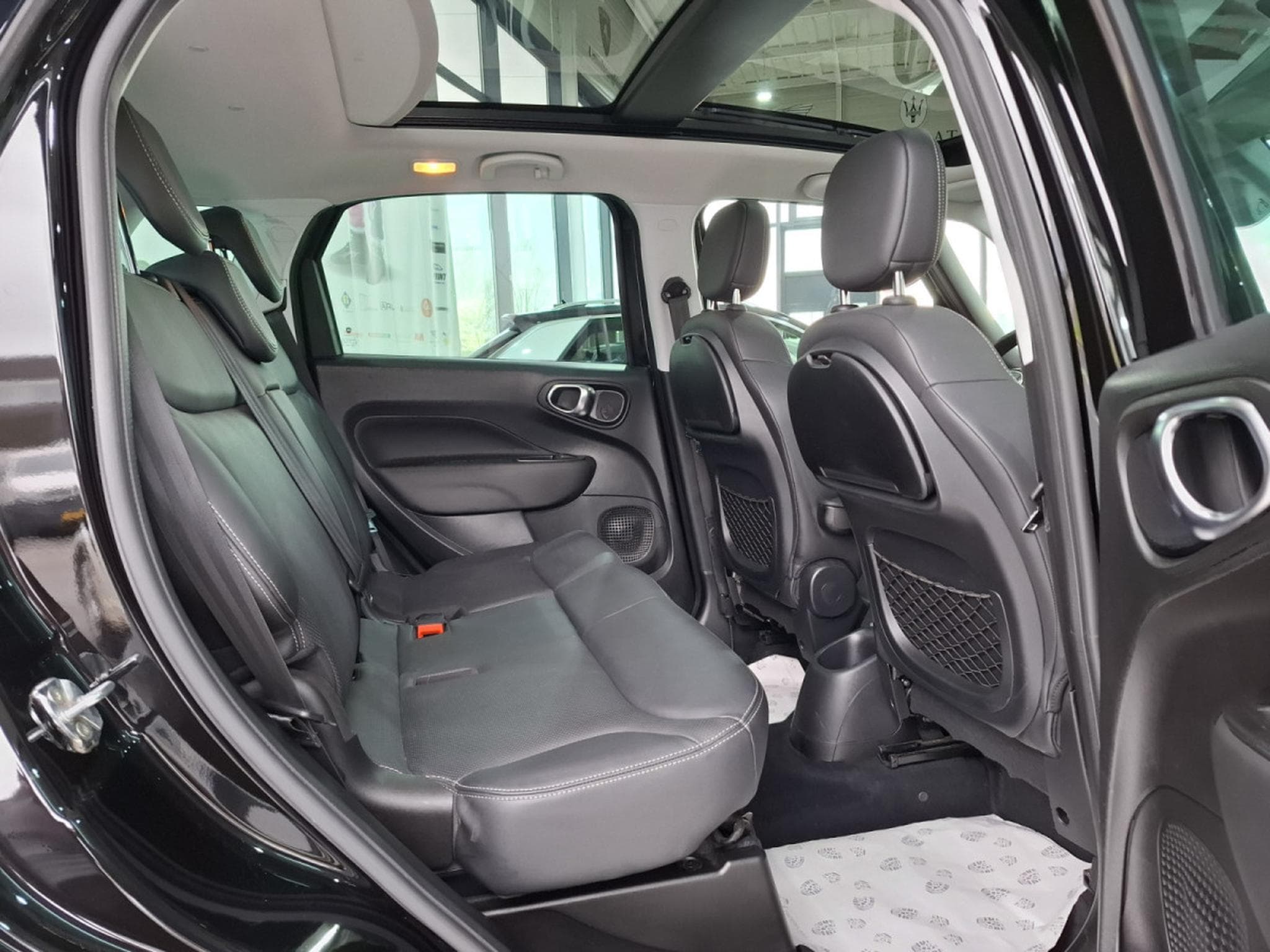 Fiat 500L 1.6 JTD 120 NAVI, CUIR, PANORAMA, 1 HAND (2016) - Foto 9