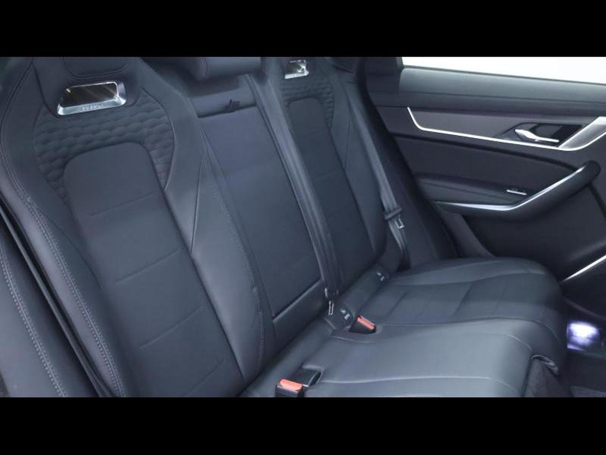 Jaguar F-Pace SVR 5.0 P550 Auto (2021) - Foto 14