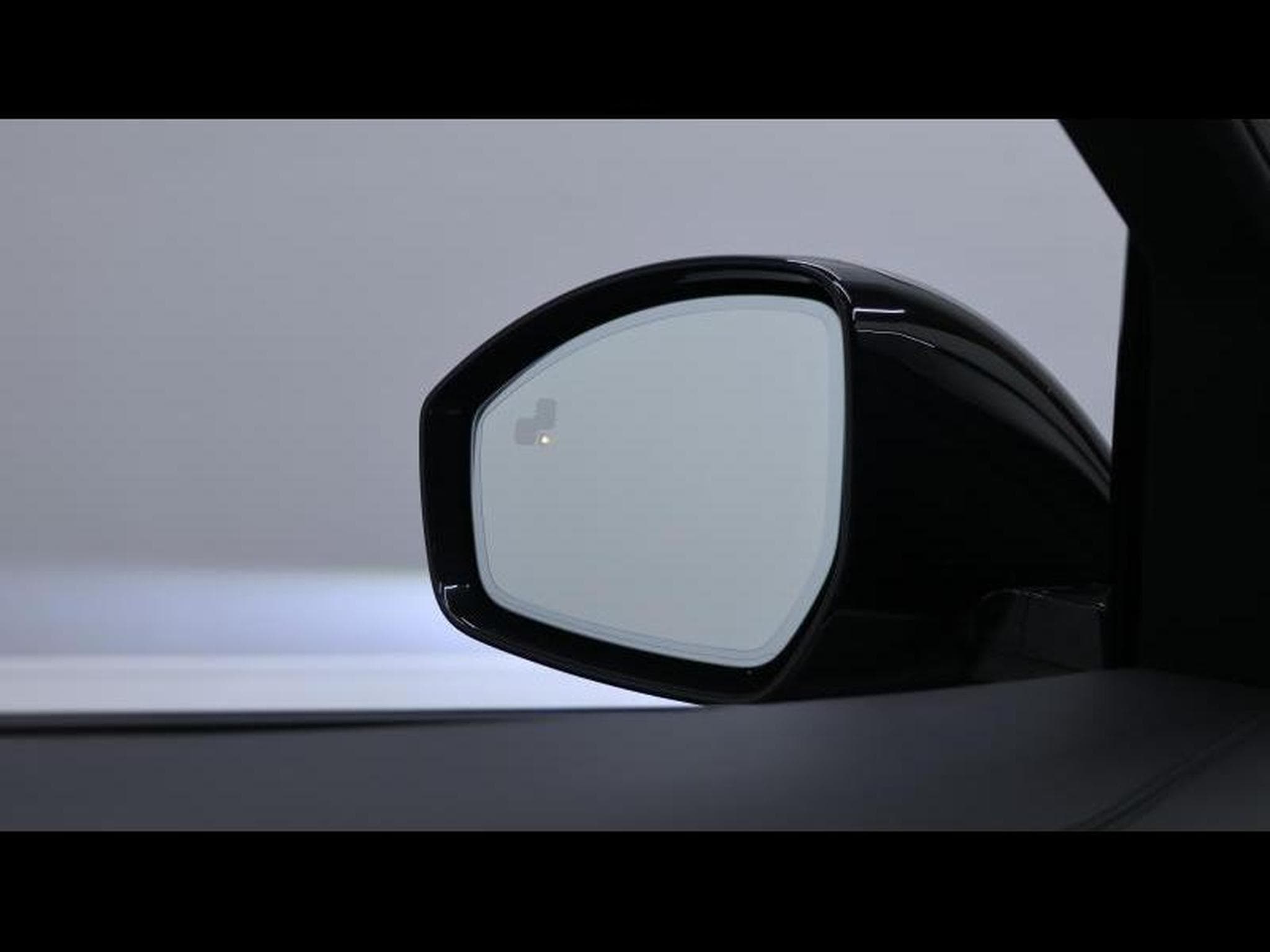 Jaguar F-Pace SVR 5.0 P550 Auto (2021) - Foto 29
