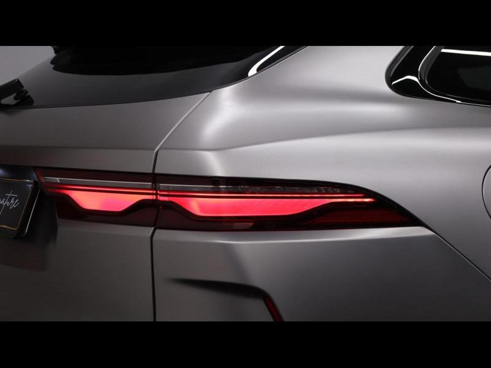 Jaguar F-Pace SVR 5.0 P550 Auto (2021) - Foto 9