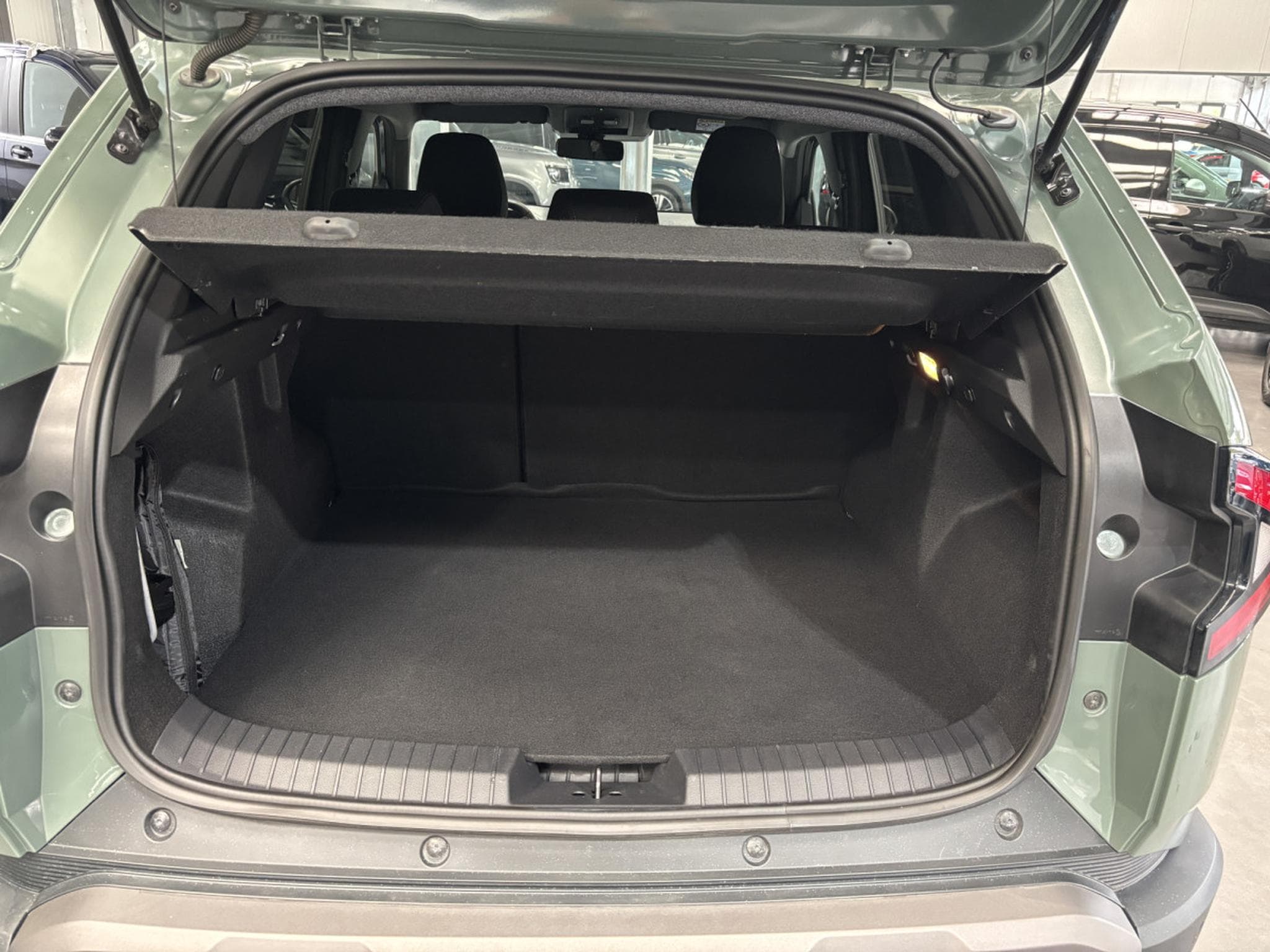 Dacia Duster 1.2 Hybrid 4WD (2025) - Foto 14