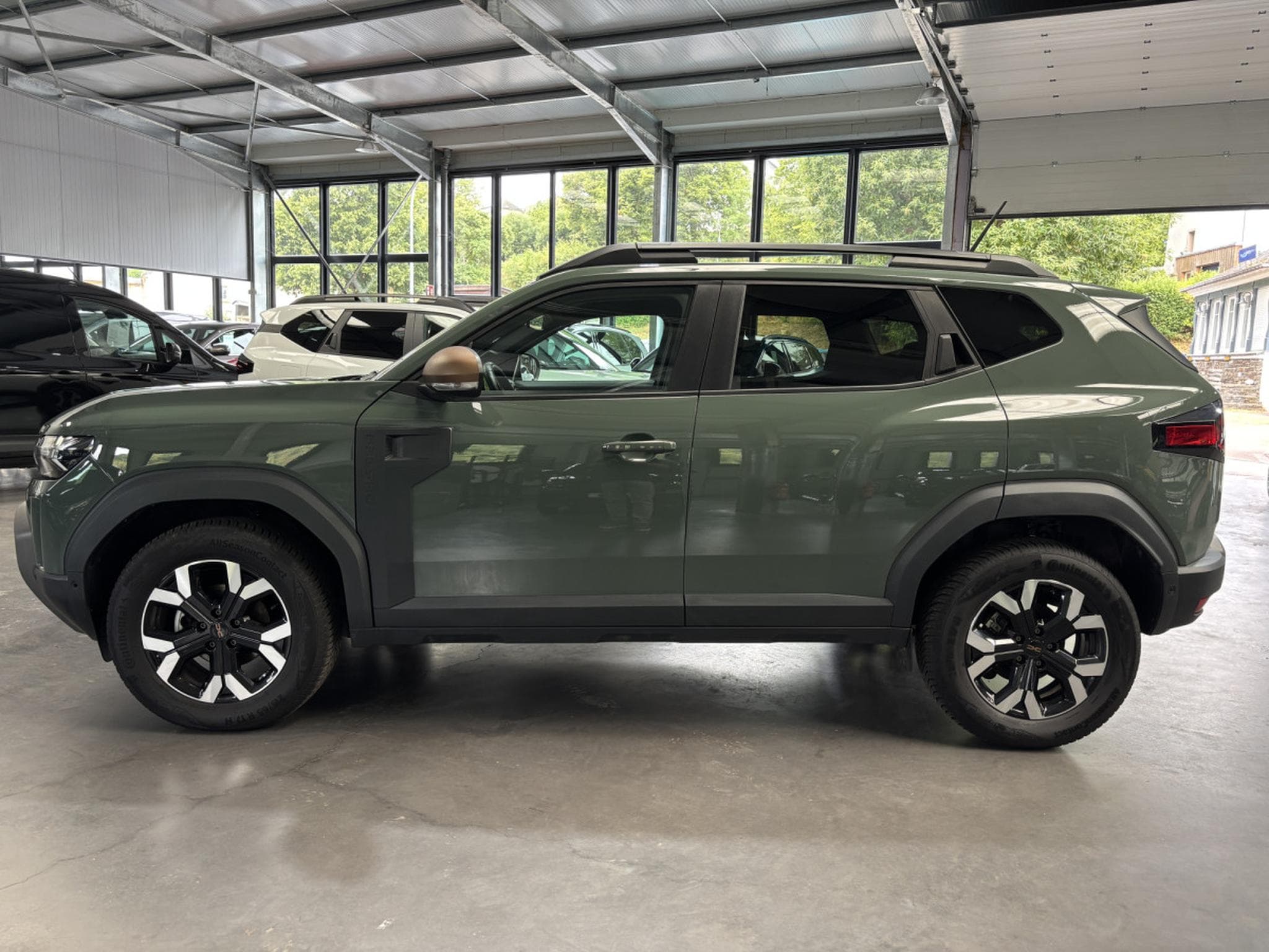 Dacia Duster 1.2 Hybrid 4WD (2025) - Foto 5