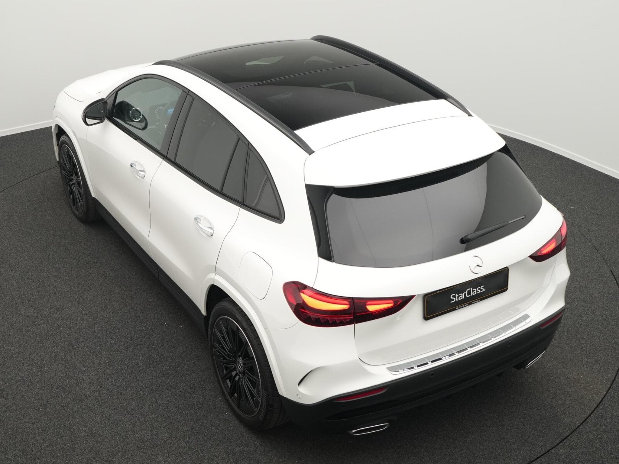 Mercedes GLA 200 d Multi+Pano+360°+Night (2025) - Foto 11