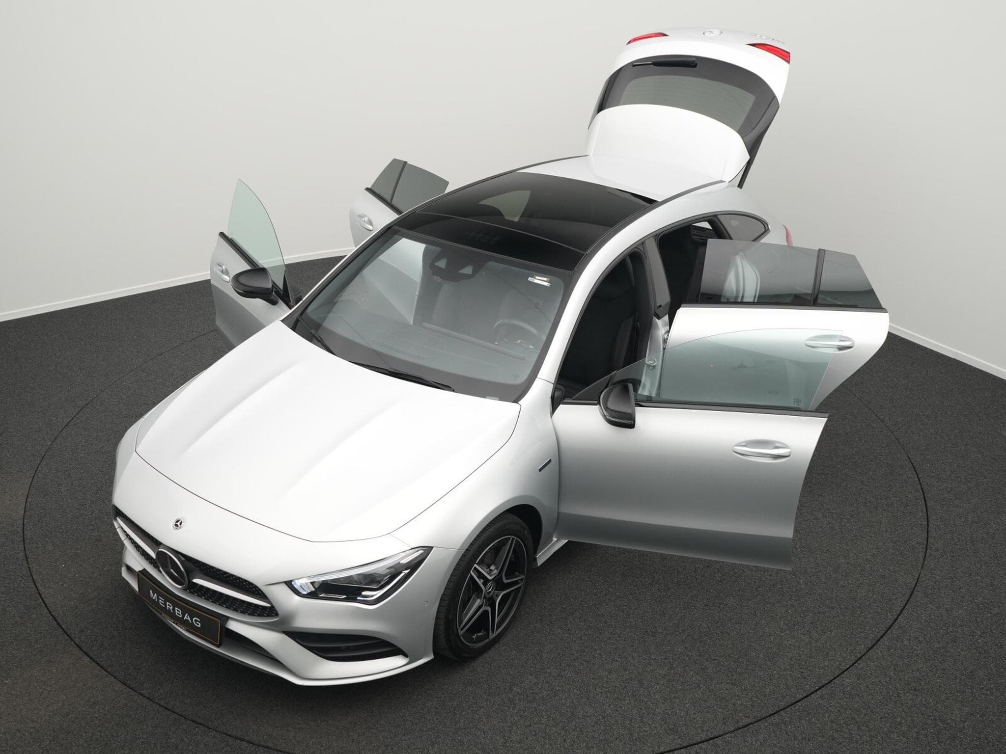 Mercedes CLA 250 e Shooting B Multi+Pano+AHK+Night (2020) - Foto 12