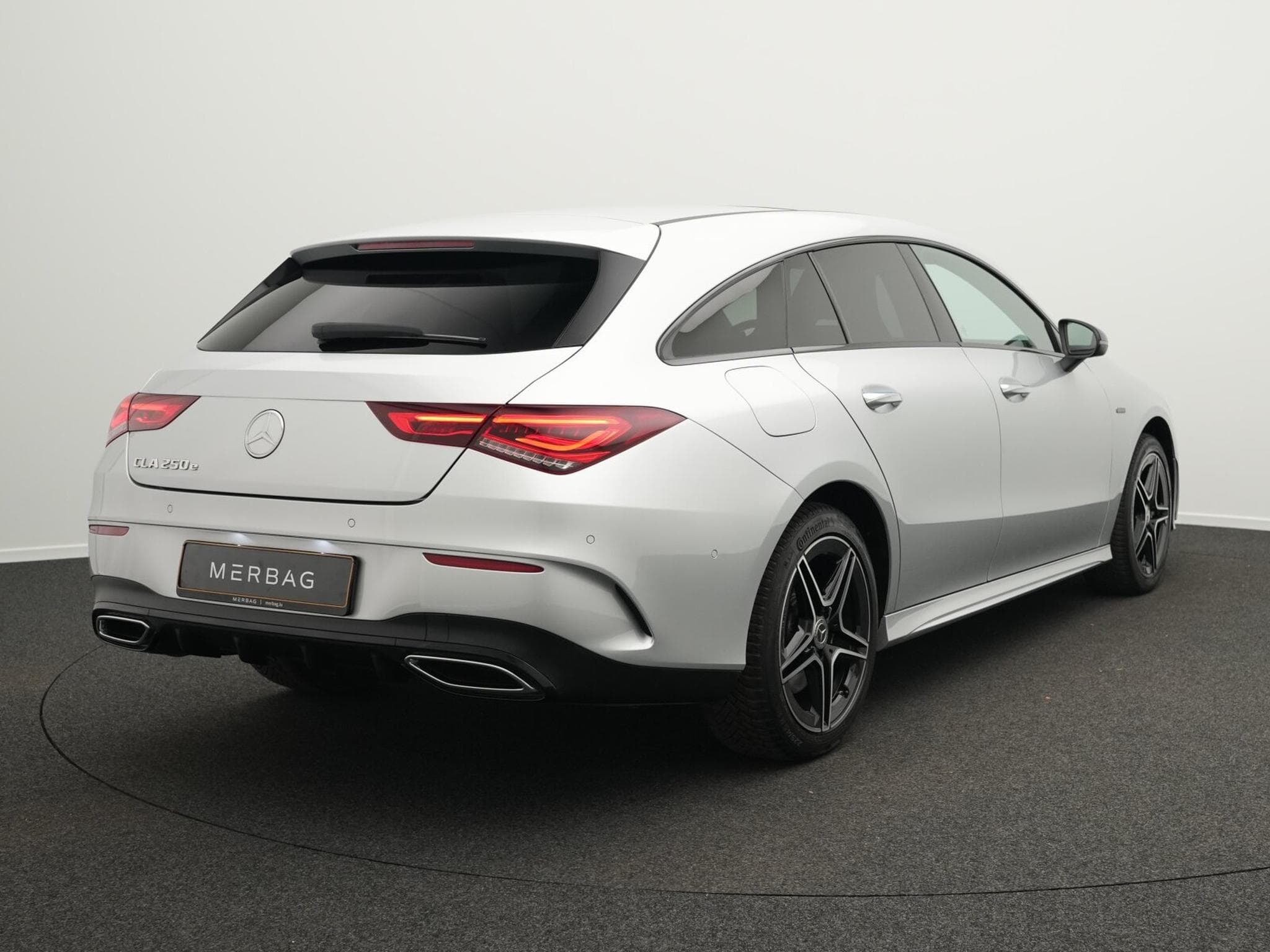 Mercedes CLA 250 e Shooting B Multi+Pano+AHK+Night (2020) - Foto 3
