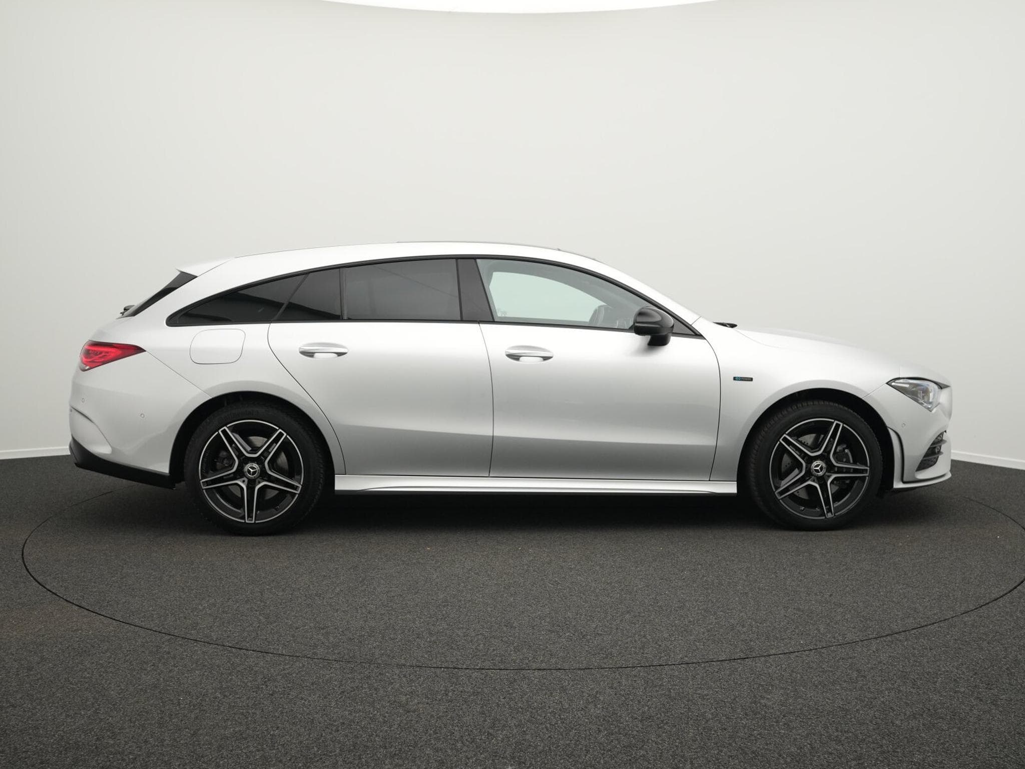 Mercedes CLA 250 e Shooting B Multi+Pano+AHK+Night (2020) - Foto 5