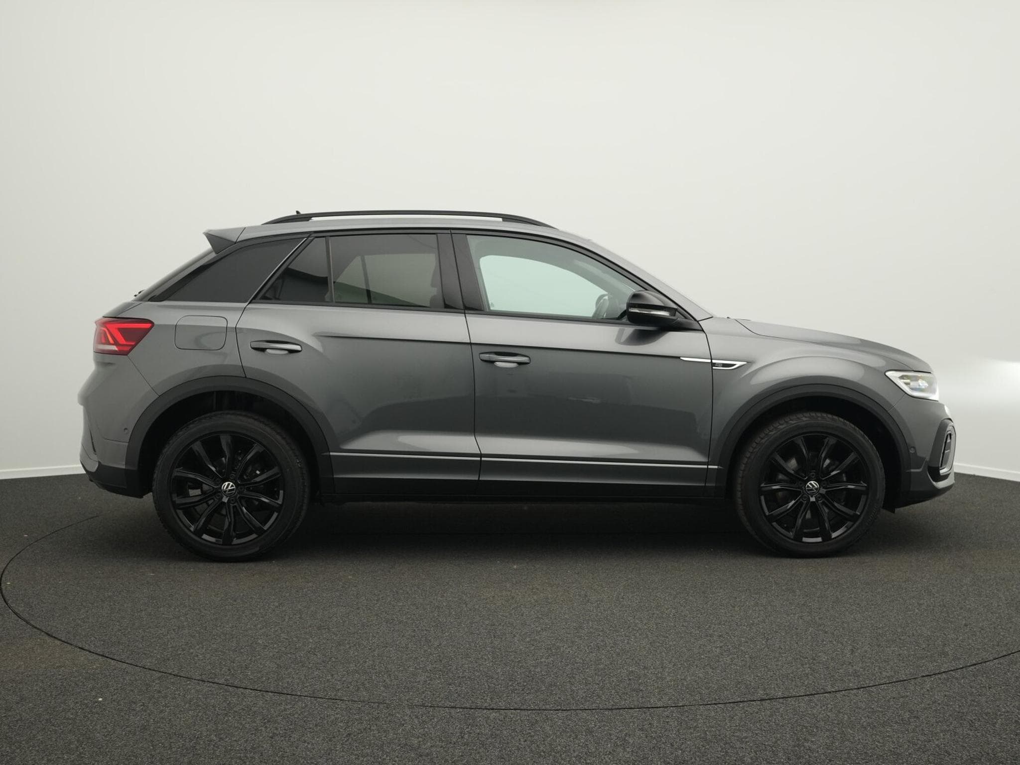 VW T-Roc 2.0 TDI R-Line (2023) - Foto 5