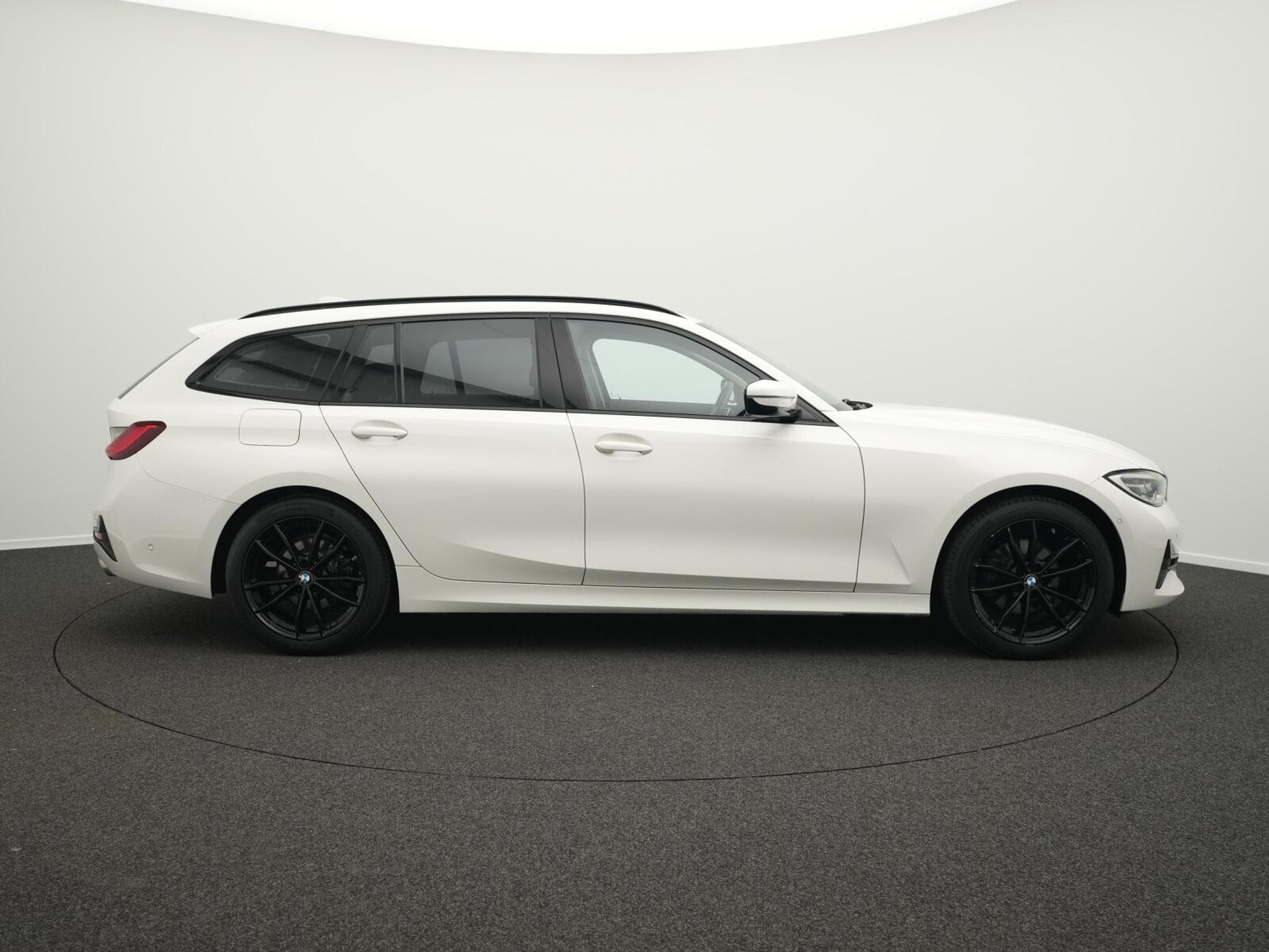 BMW 320 i Touring Sport Line (EURO 6d) (2020) - Foto 5