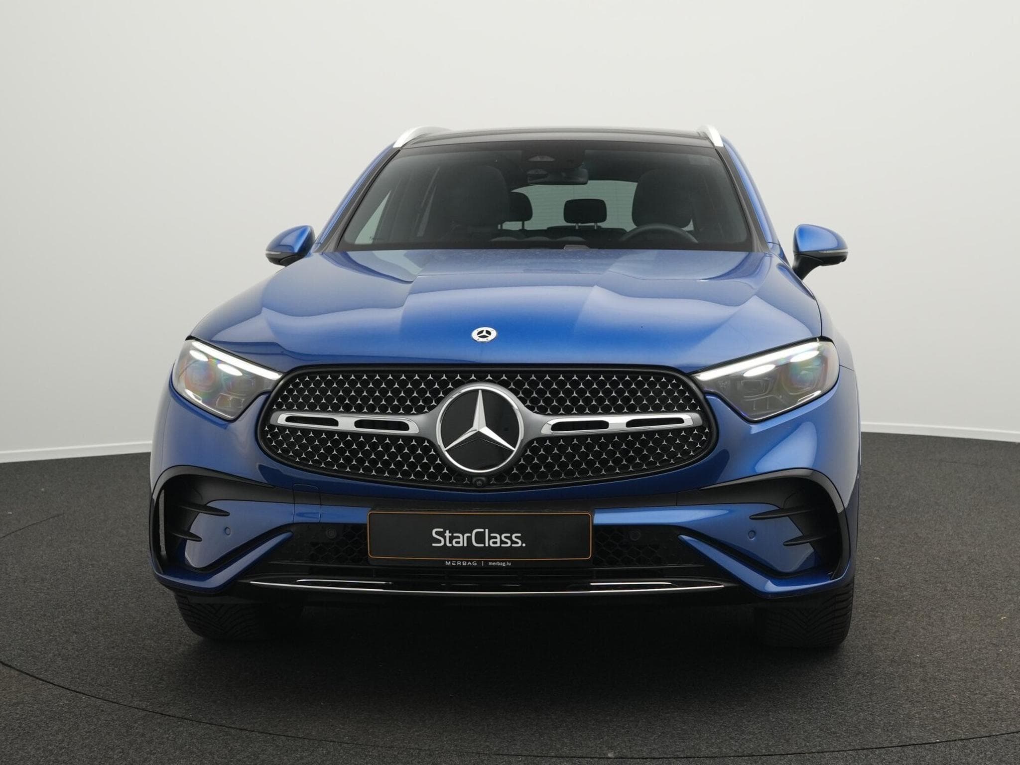Mercedes GLC 300 d 4MATIC AMG-Line Premium (2025) - Foto 2