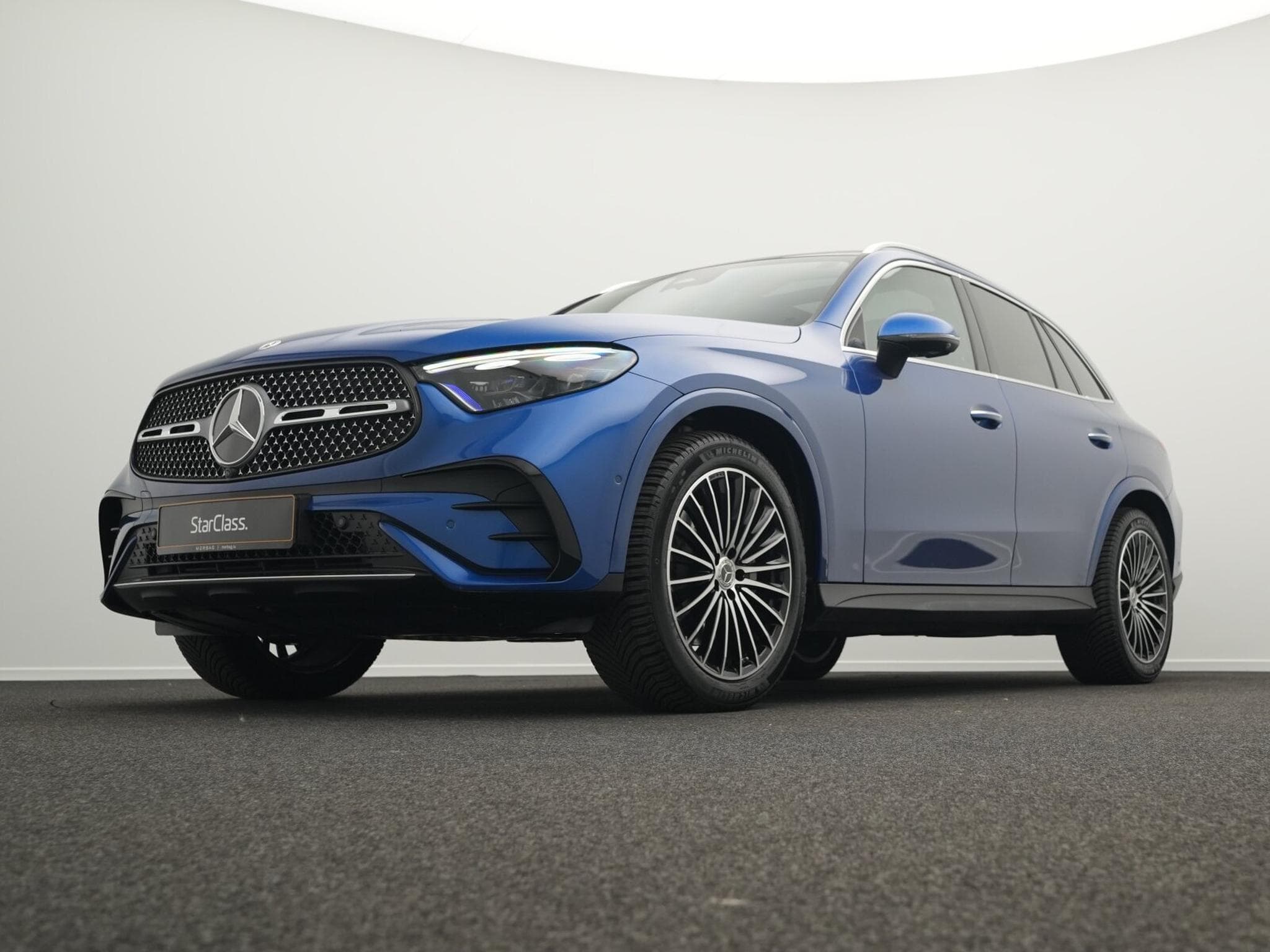 Mercedes GLC 300 d 4MATIC AMG-Line Premium (2025) - Foto 8
