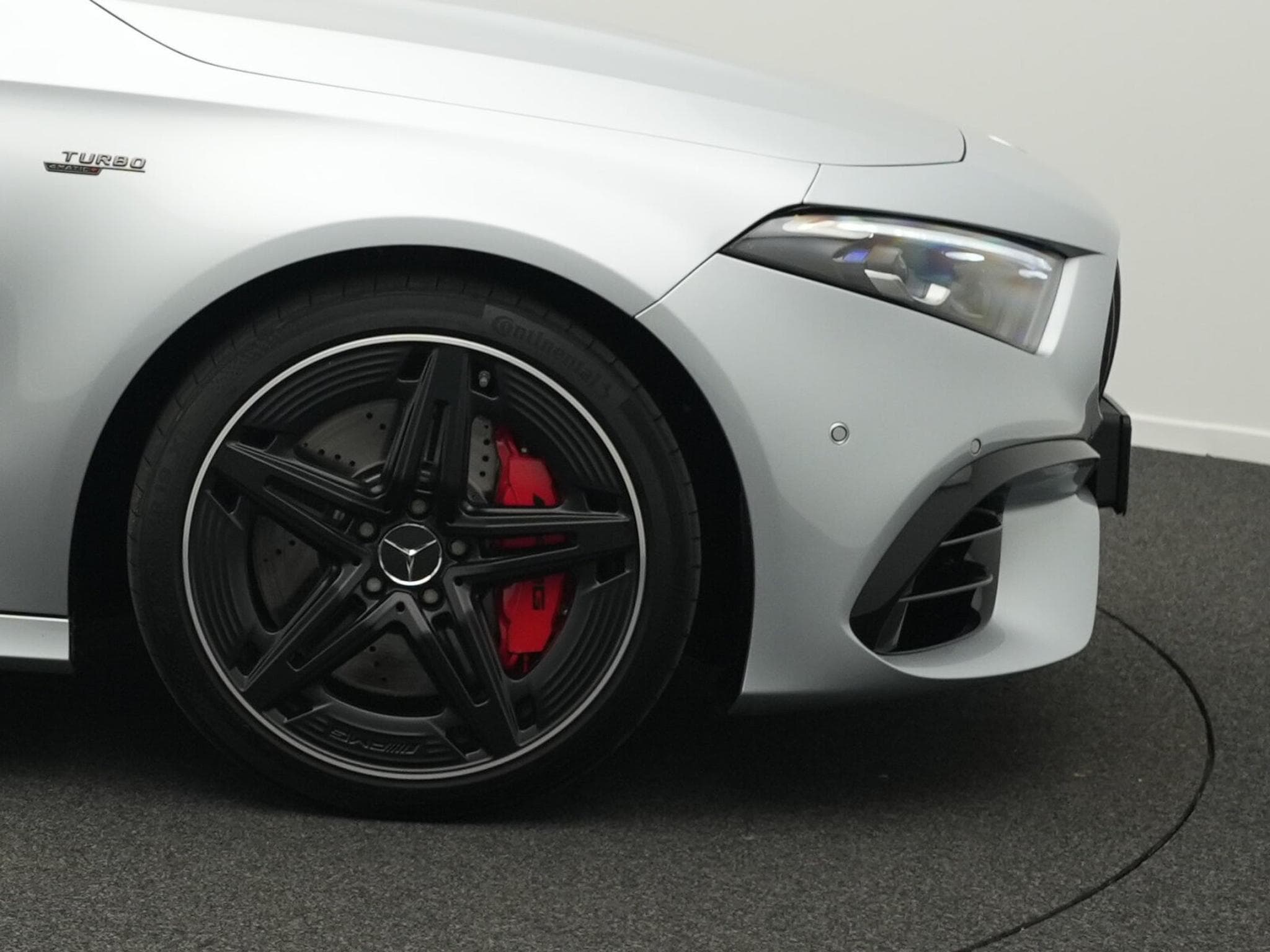 Mercedes A 45 AMG A 45 S AMG 4MATIC Multi+360°+Pano+Headup+ (2025) - Foto 8