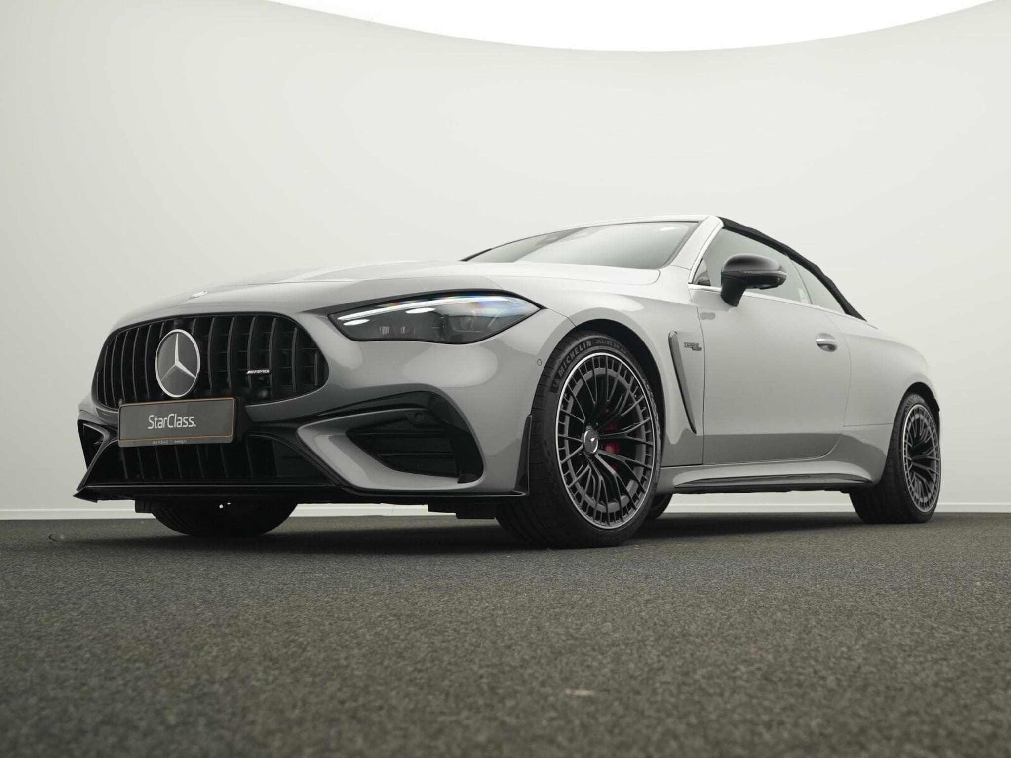Mercedes CLE 53 AMG 4M Cab (2025) - Foto 8