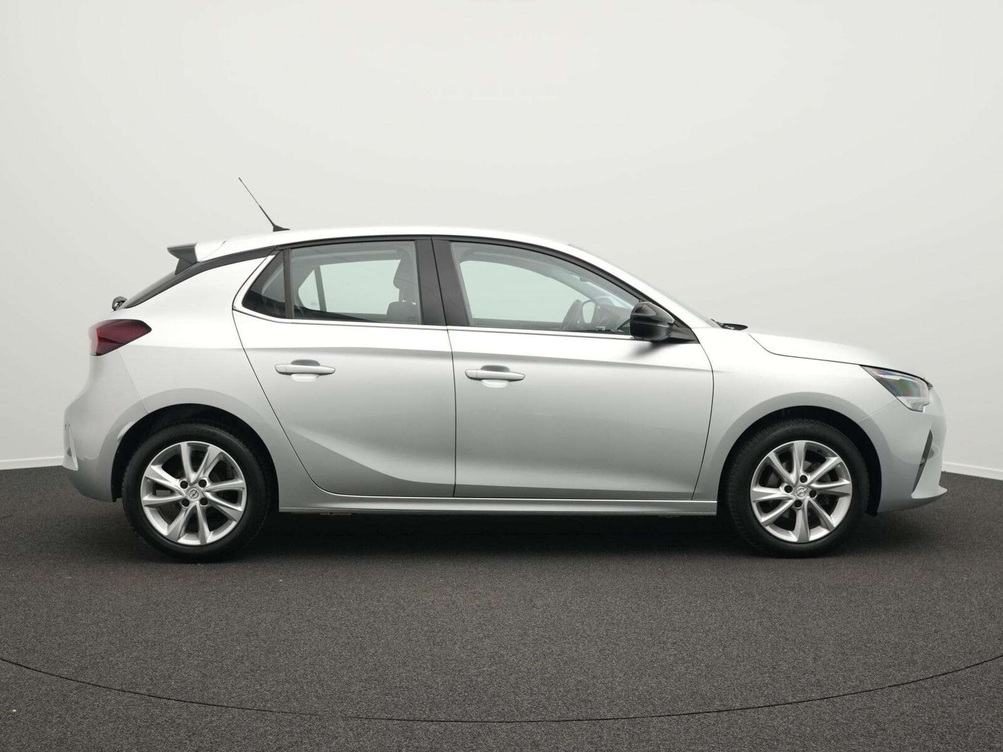 Opel Corsa F 1.2 Elegance (2023) - Foto 5