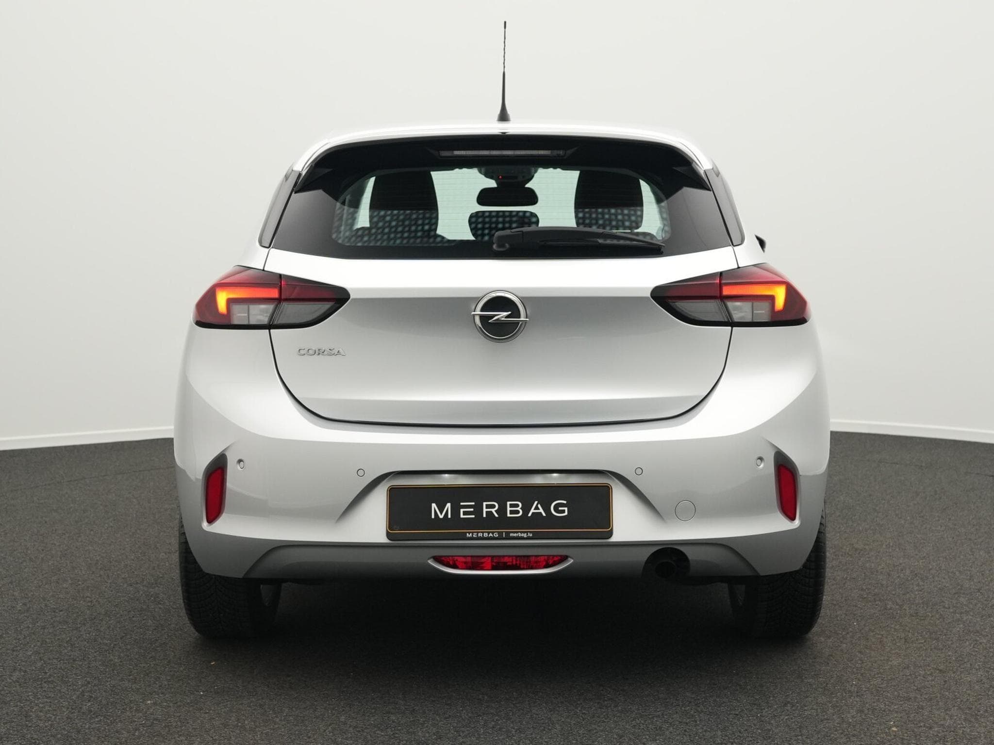 Opel Corsa F 1.2 Elegance (2023) - Foto 4