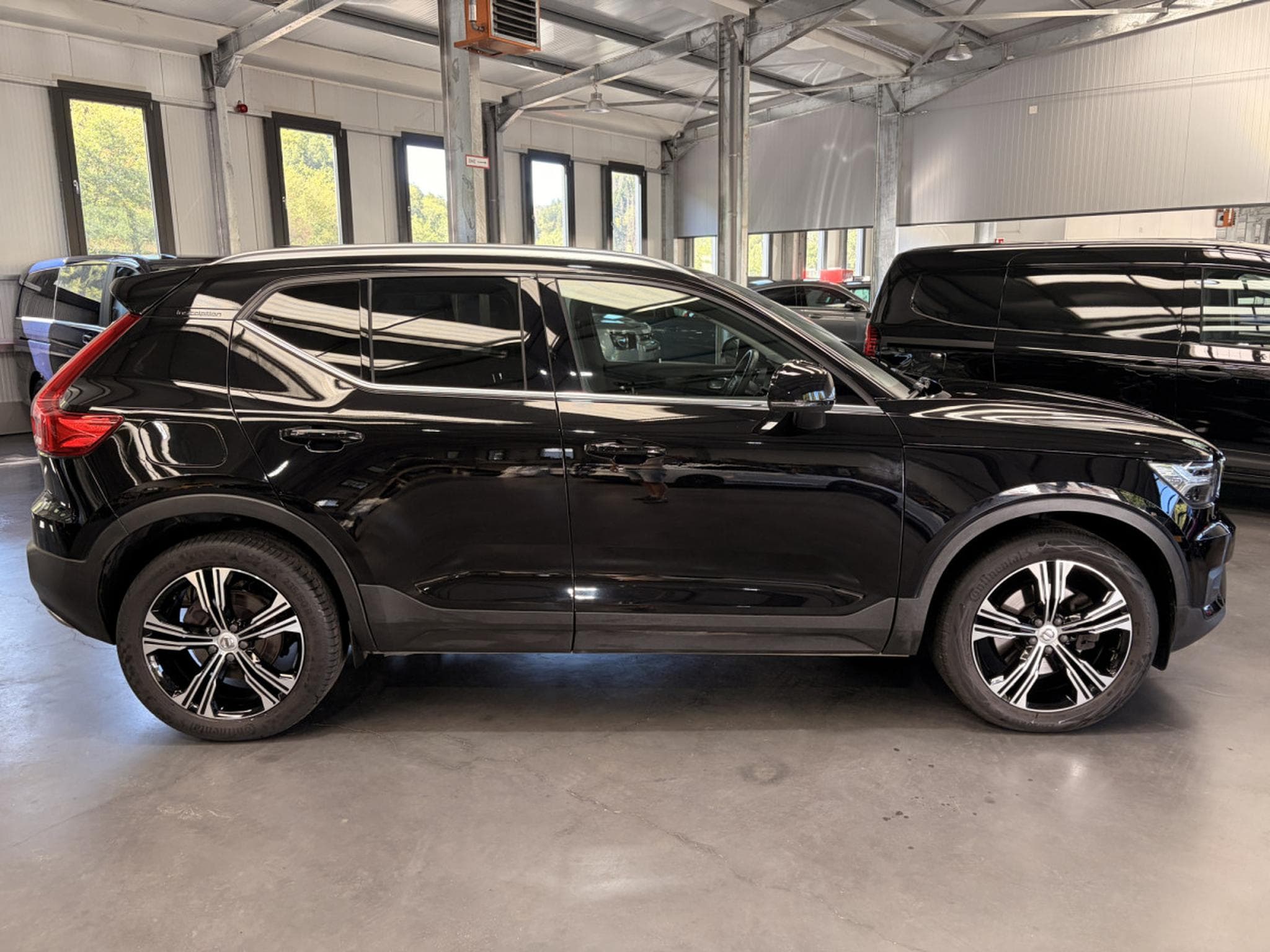 Volvo XC40 2.0 D4 Inscription AWD (2019) - Foto 2