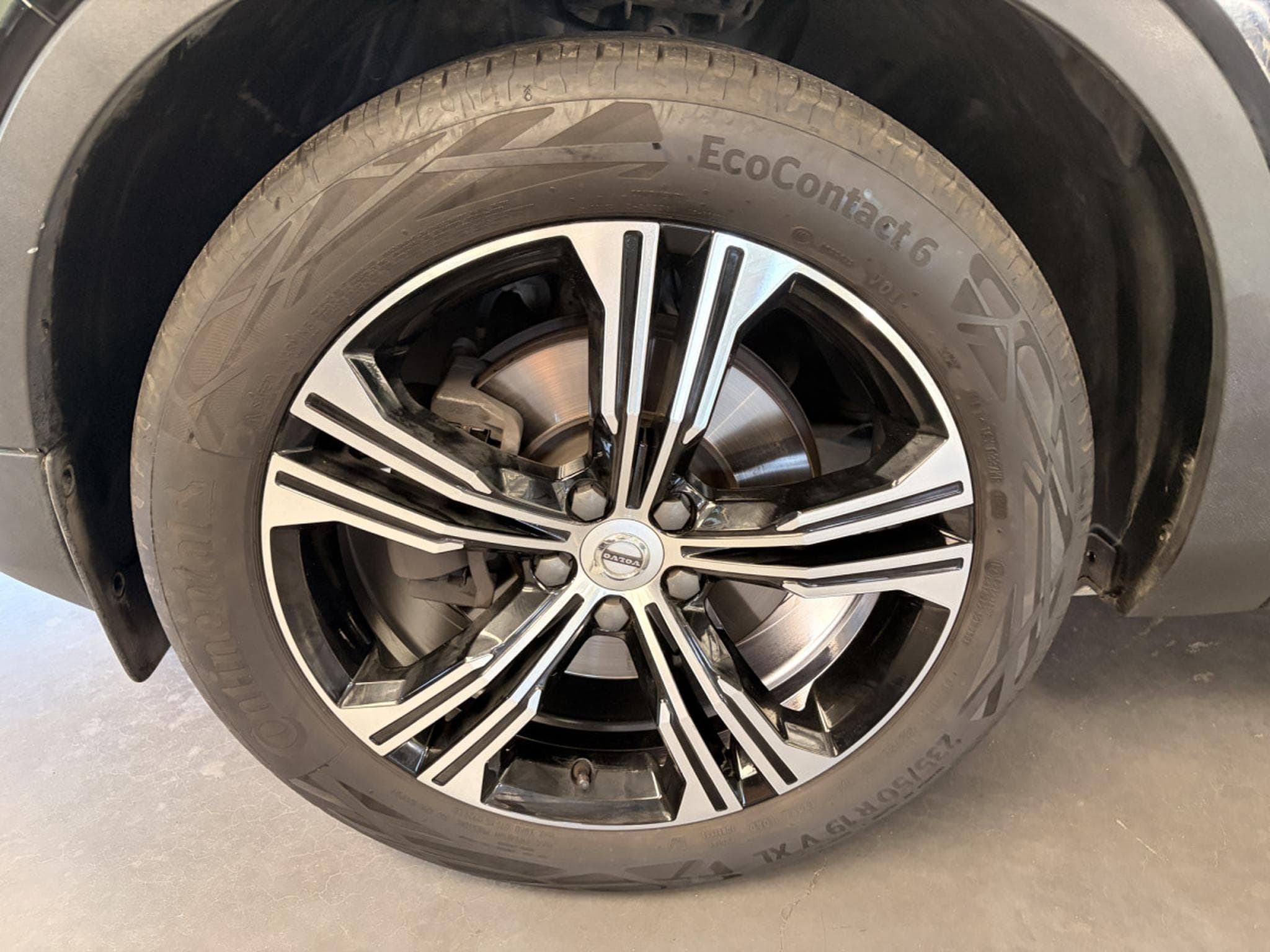 Volvo XC40 2.0 D4 Inscription AWD (2019) - Foto 8