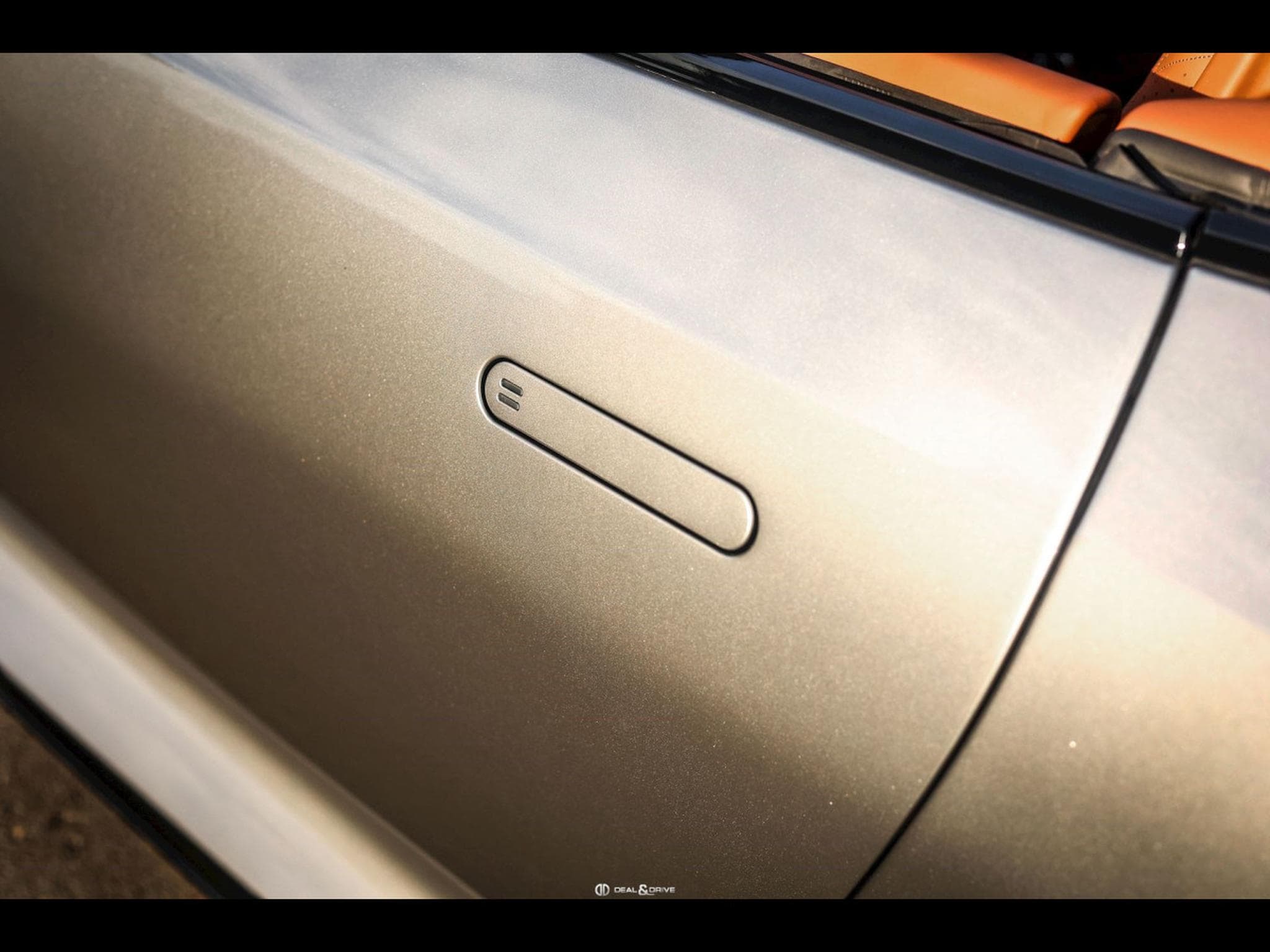 Aston-Martin DB12 VOLANTE 4.0 V8 680 CH - SPIRIT SILVER METALLIC - FULL PPF (2024) - Foto 25