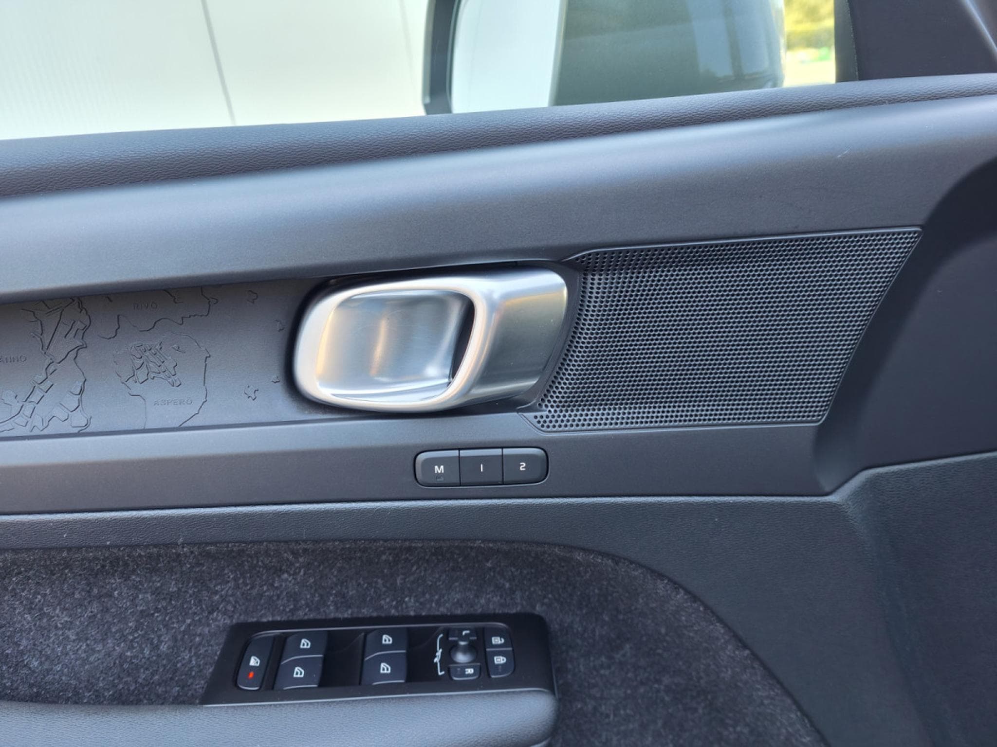 Volvo XC40 T3 GEARTRONIC CARPLAY GPS CAMERA ATTELAGE (2021) - Photo 16
