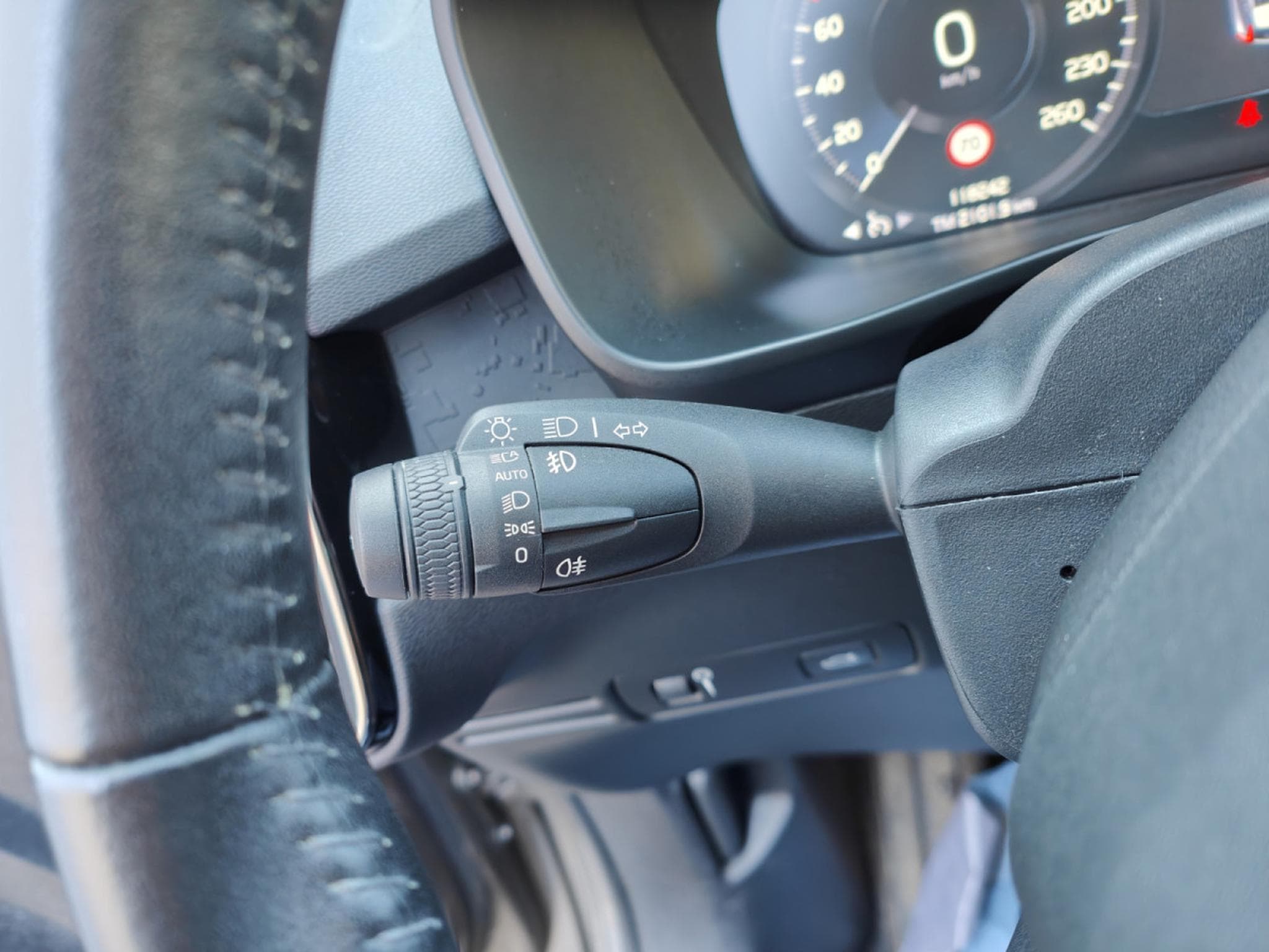 Volvo XC40 T3 GEARTRONIC CARPLAY GPS CAMERA ATTELAGE (2021) - Photo 27