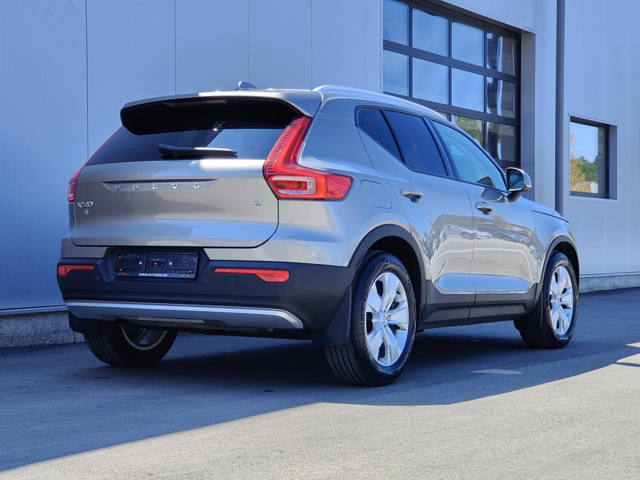 Volvo XC40 T3 GEARTRONIC CARPLAY GPS CAMERA ATTELAGE (2021) - Photo 29
