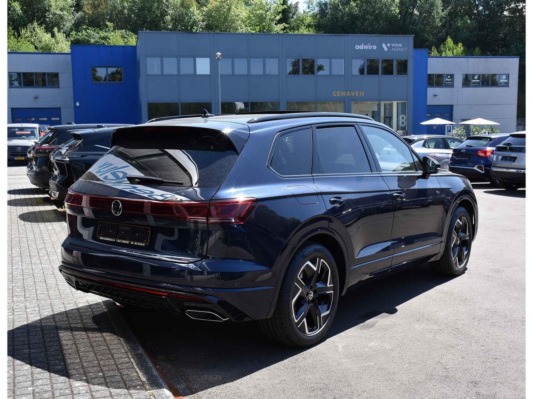 VW Touareg 3.0 TDI 4Motion R-Line Tip. SUSP PNEU PANO CUIR MEMO CHFF AD (2026) - Foto 4