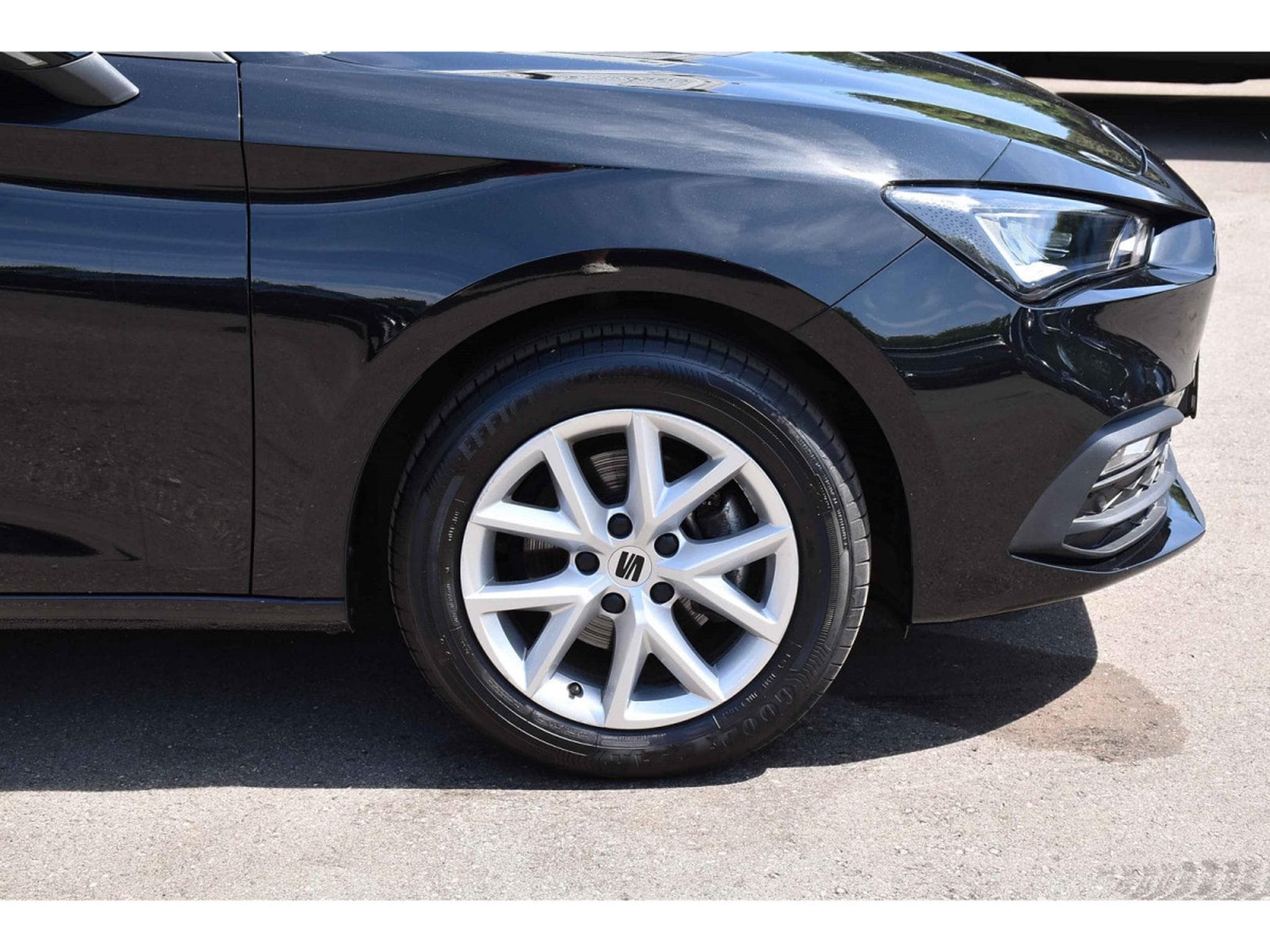 Seat Leon ST 1.5 eTSI Move! DSG REGUL LANE ATT RMQ 1° MAIN (2025) - Foto 5