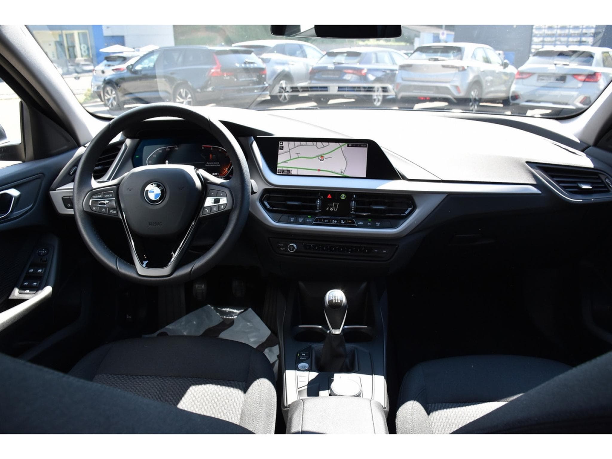 BMW 116 d REGUL GPS PDC LED 1° MAIN (2023) - Foto 9