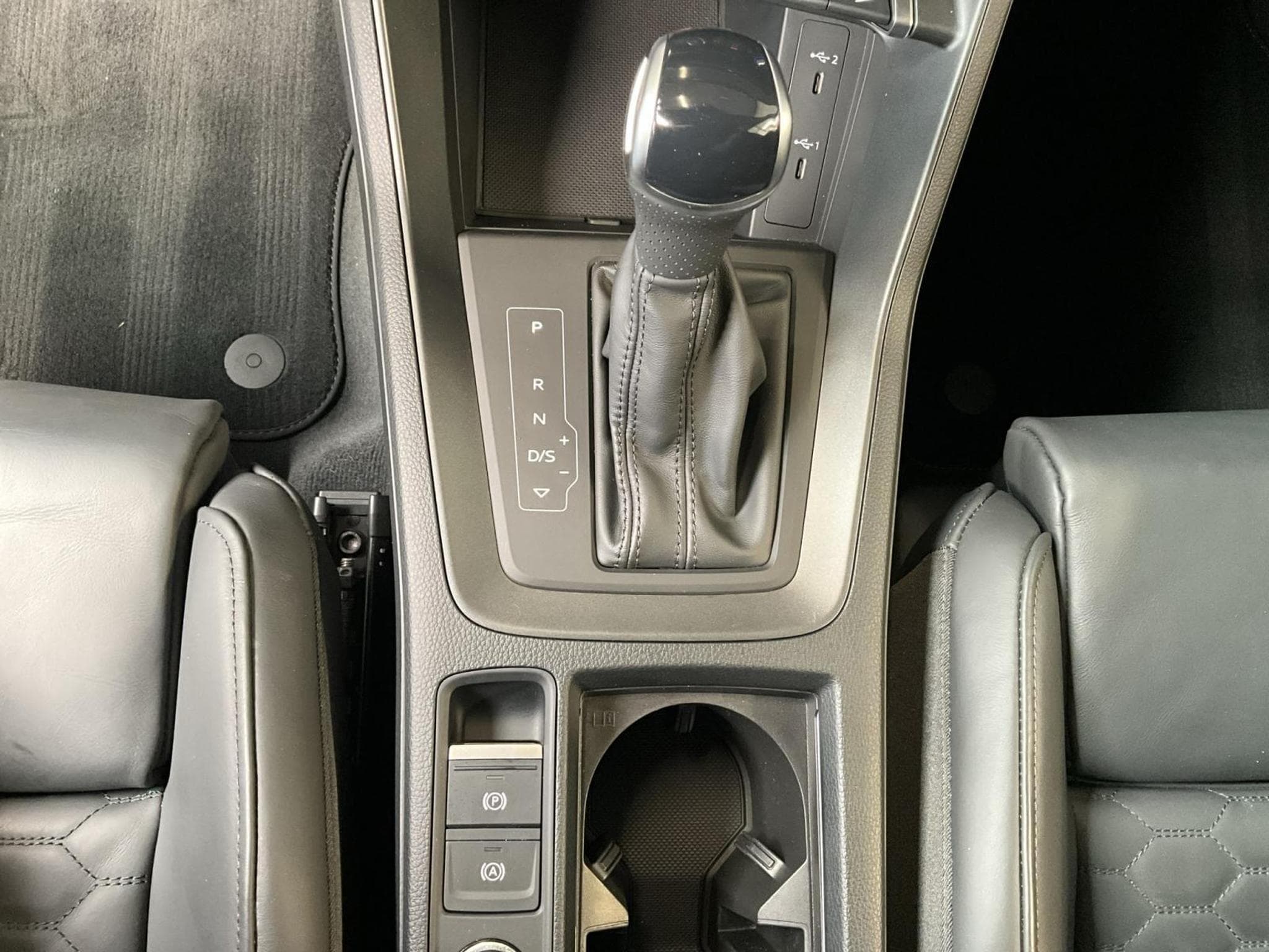 Audi RSQ3 TFSI+Quattro+S-Tronic+Matrix-LED+360 (2024) - Photo 12
