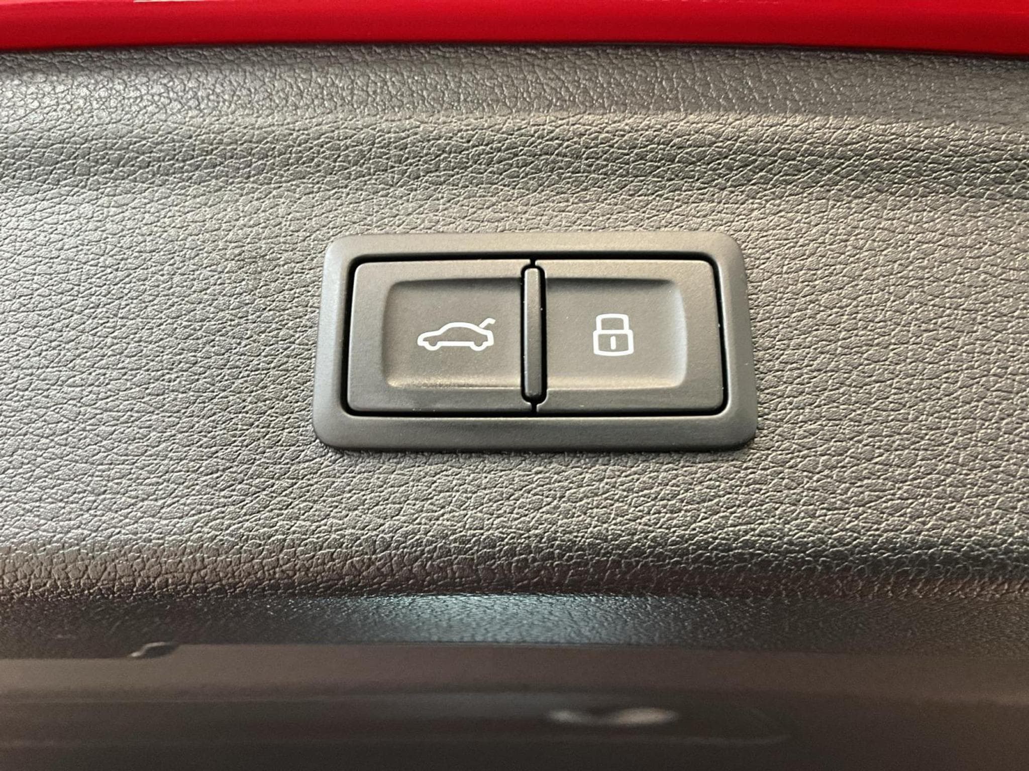 Audi RSQ3 TFSI+Quattro+S-Tronic+Matrix-LED+360 (2024) - Photo 18