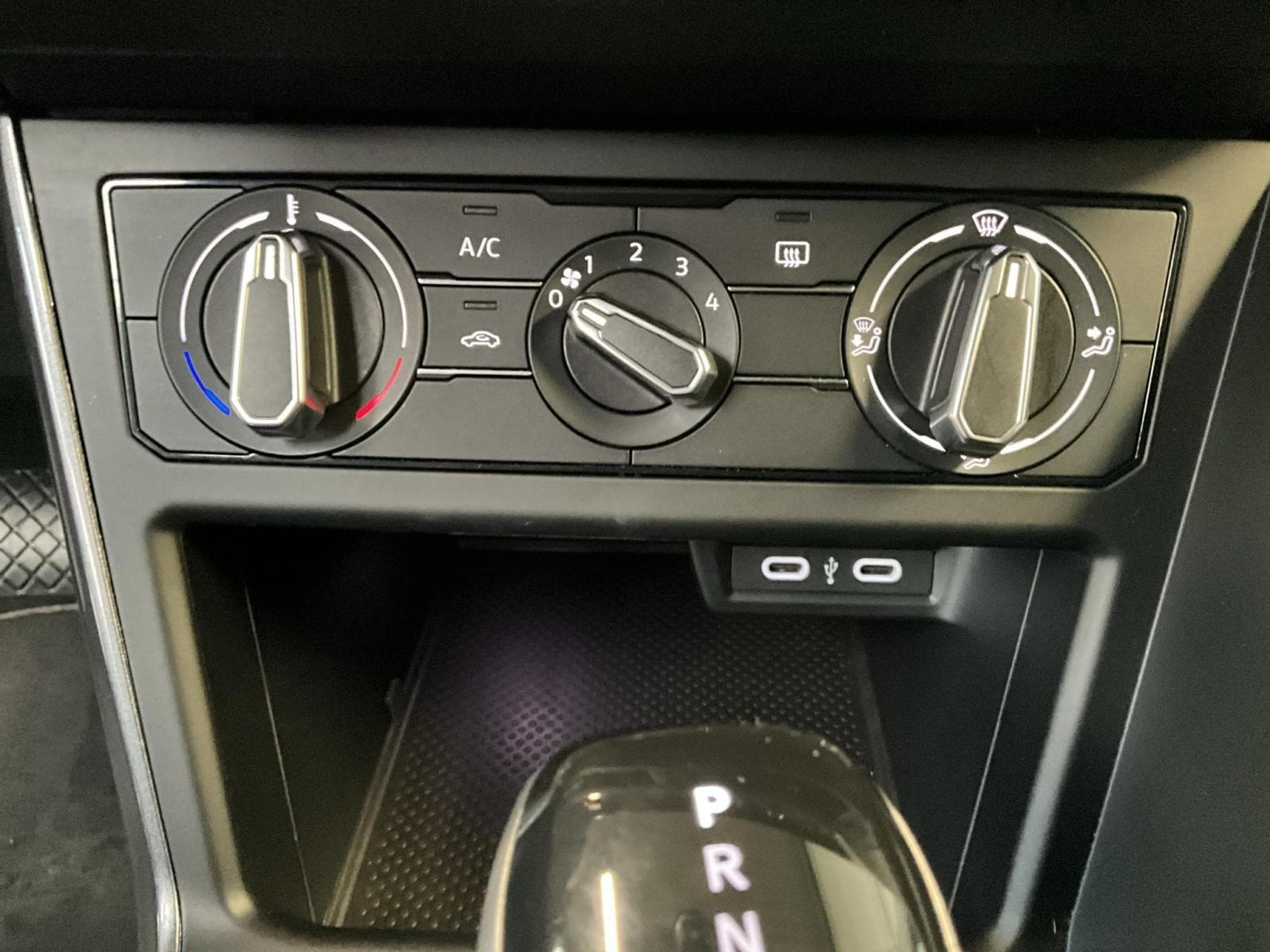 VW Polo Style+DSG+IQ-Drive+Digi+ (2024) - Photo 19