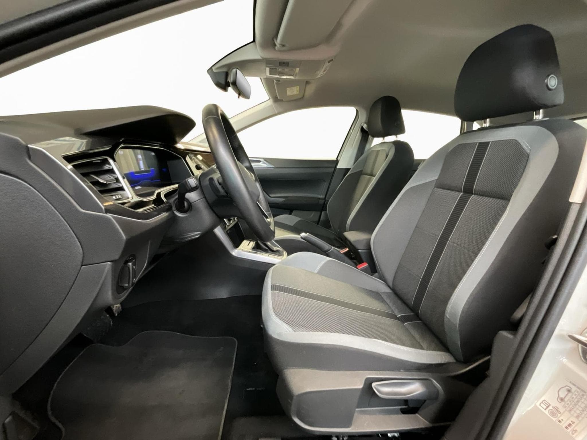 VW Polo Style+DSG+IQ-Drive+Digi+ (2024) - Photo 9