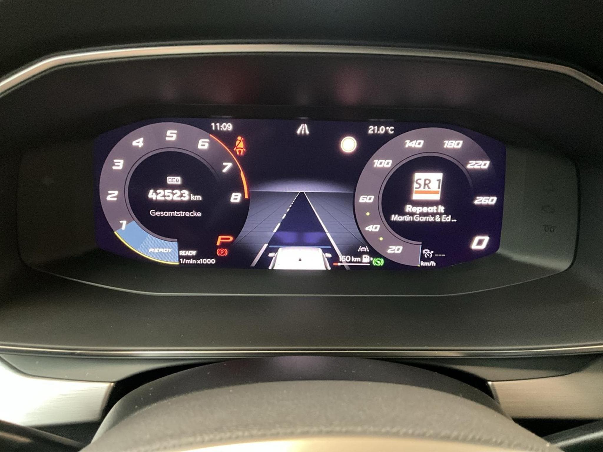 Seat Leon FR+DSG+RearView+LED+Kessy+Navi (2025) - Photo 11