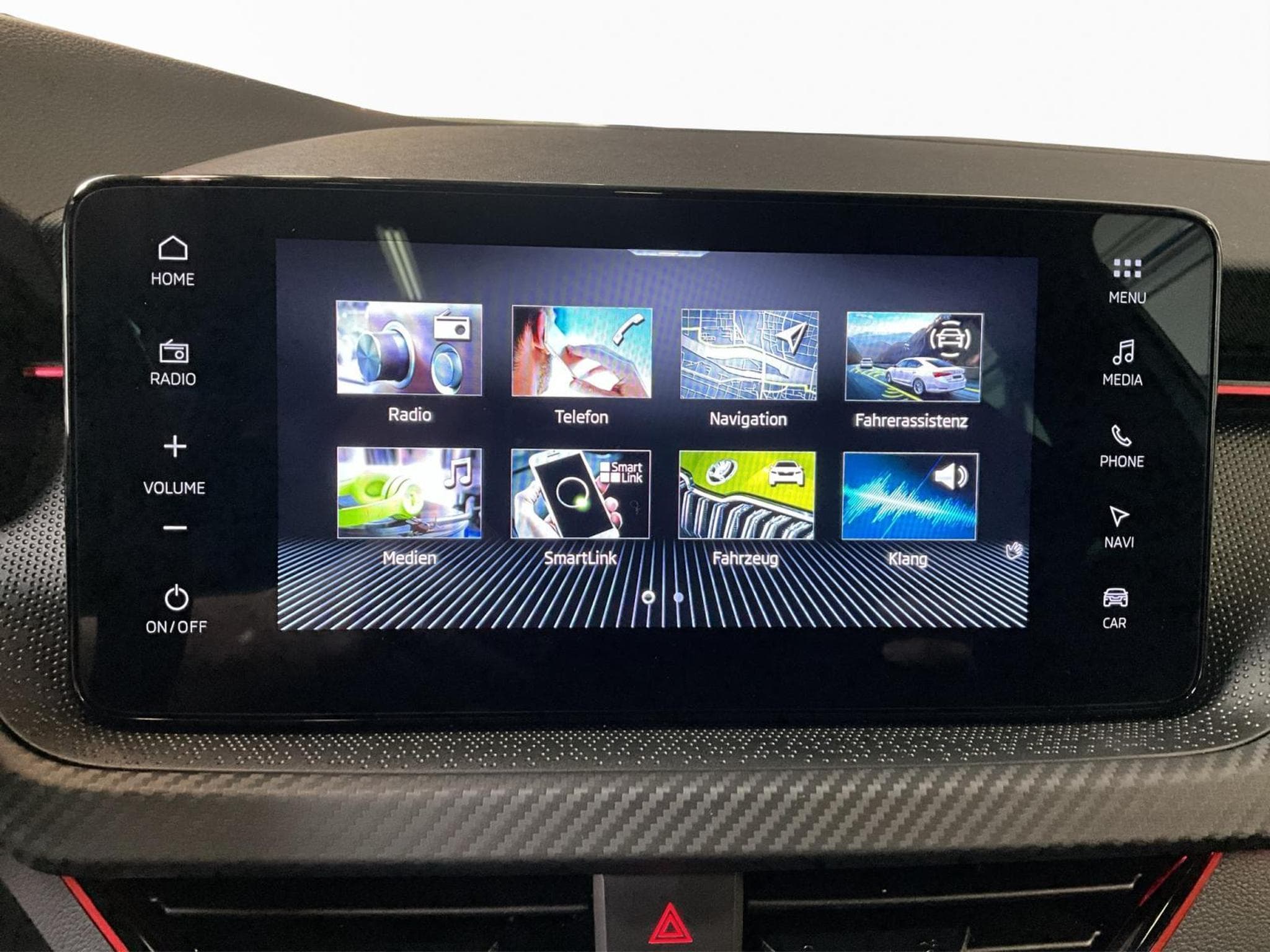 Skoda Kamiq Monte-Carlo+DSG+LED+NAVI+Pano (2025) - Photo 13