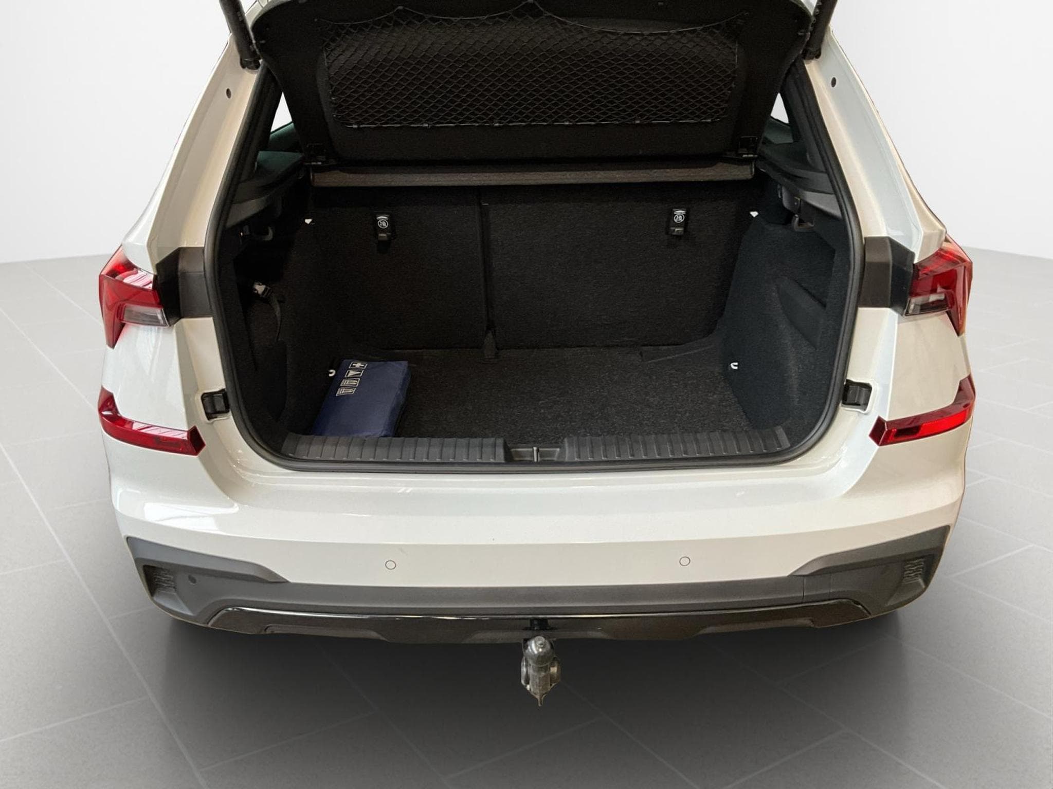 Skoda Kamiq Monte-Carlo+DSG+LED+NAVI+Pano (2025) - Photo 17